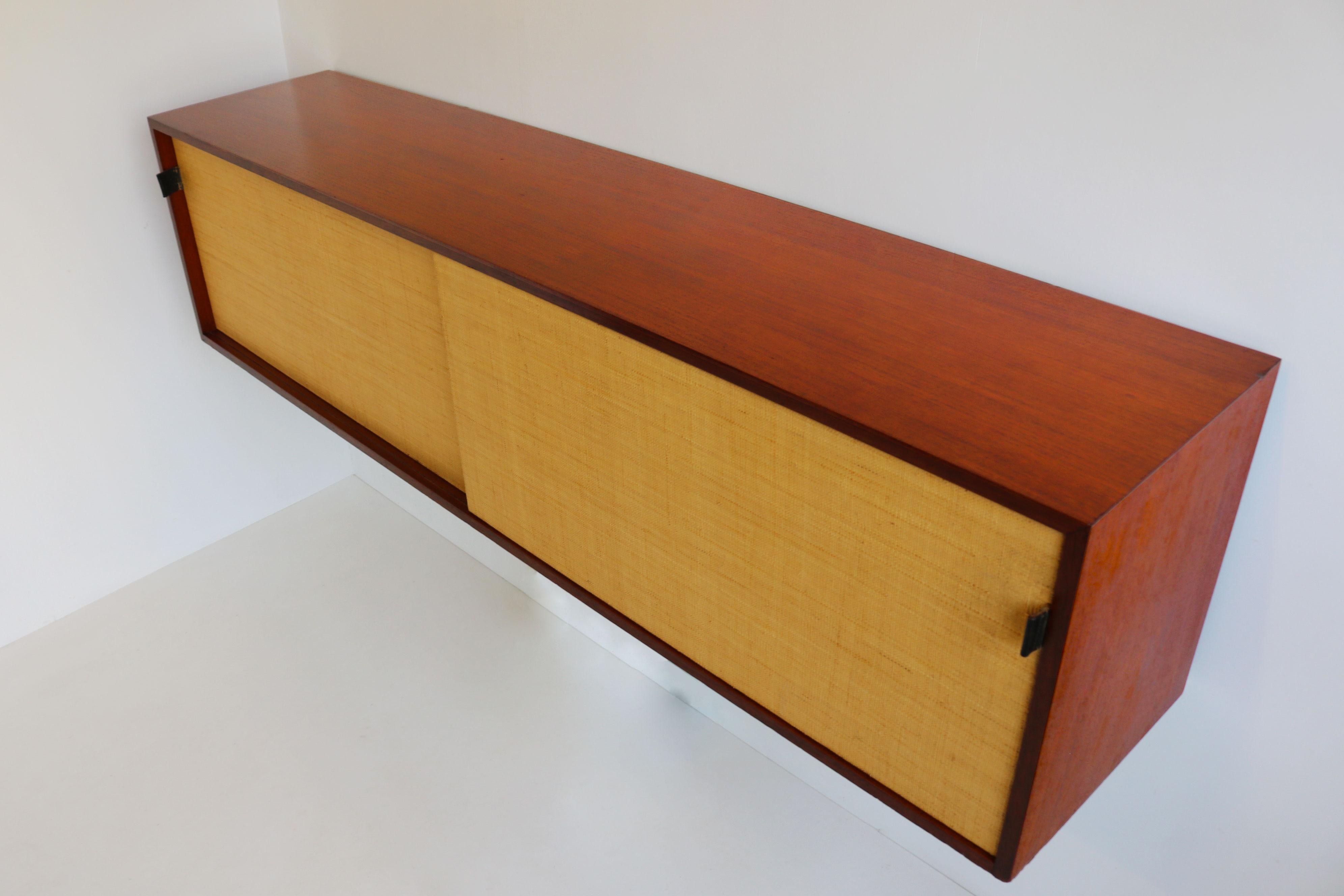 Credenza galleggiante Model: 123 di Florence Knoll per Knoll 1960 Teak Seagrass in vendita 7
