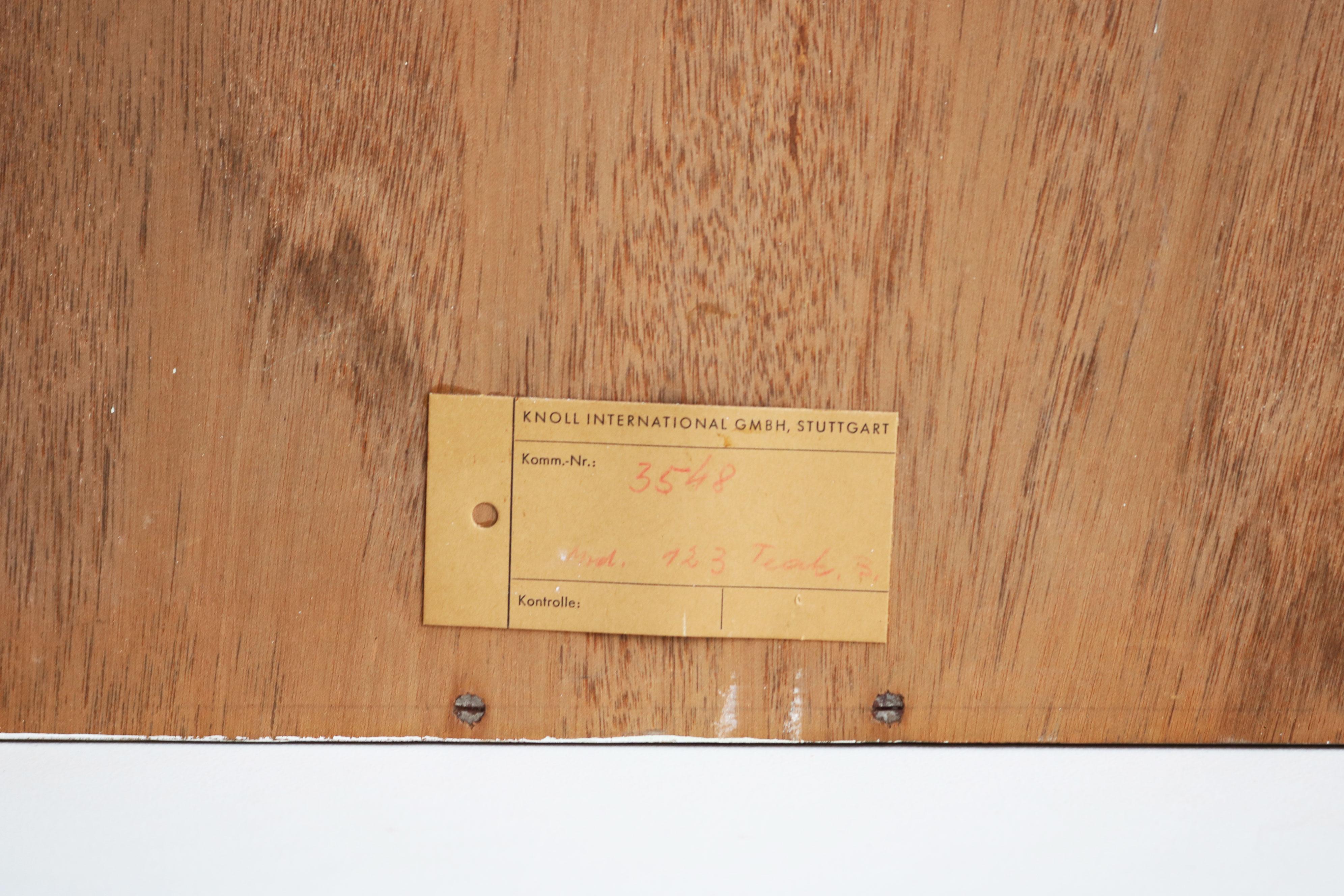 Credenza galleggiante Model: 123 di Florence Knoll per Knoll 1960 Teak Seagrass in vendita 14