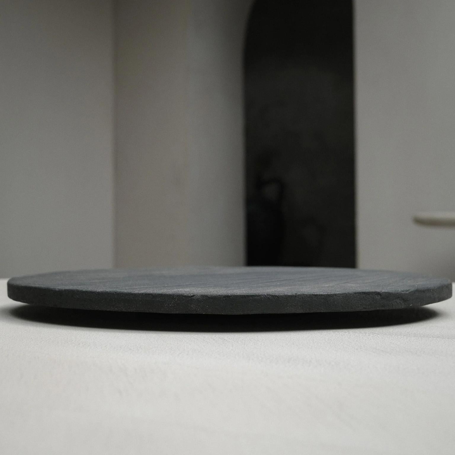 Black Solid Wood And Lime Cement Mixture Decorative Platter by Dennis Kaiser In New Condition For Sale In Geneve, CH