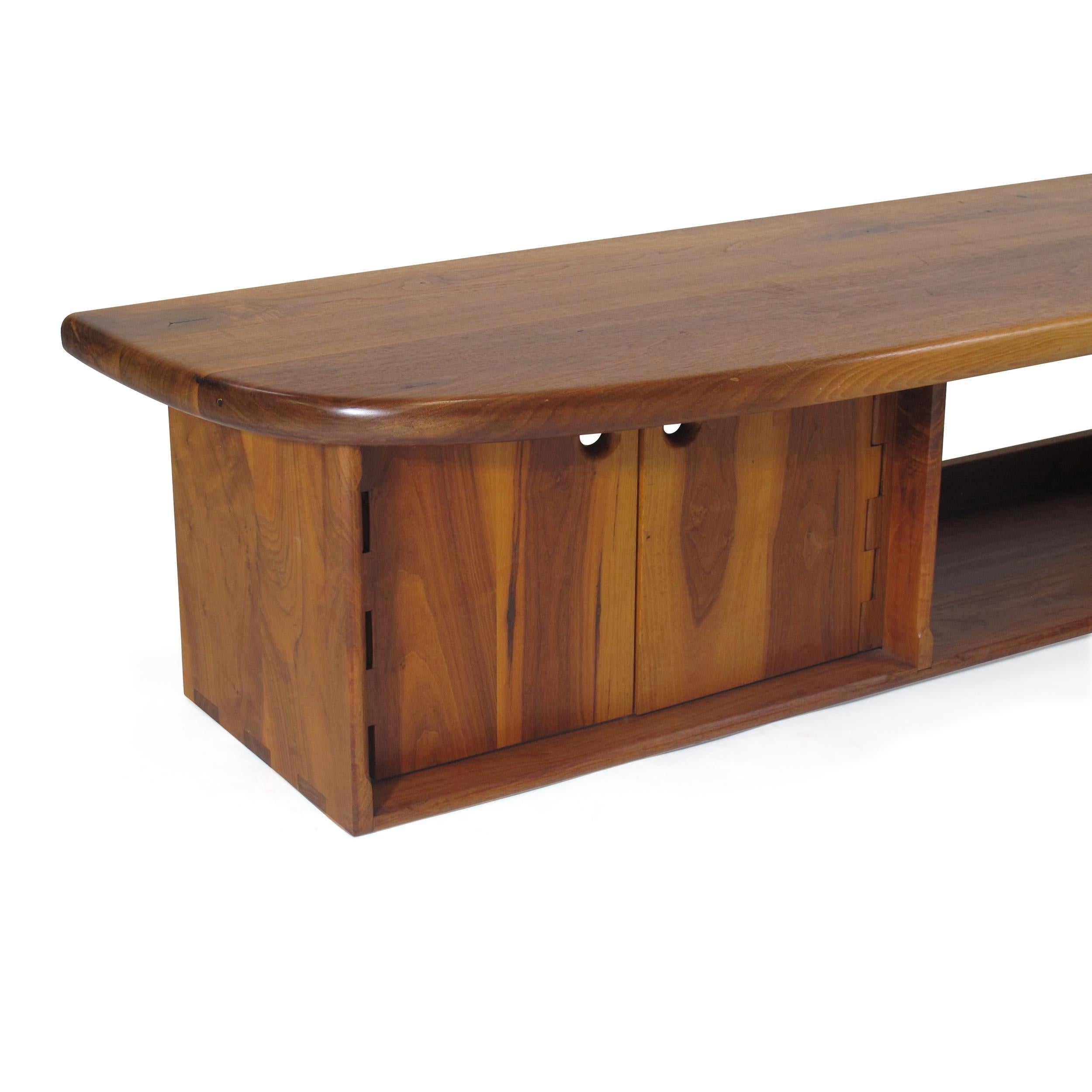 Mid-Century Modern Floating Studio Craft Credenza Bench For Sale