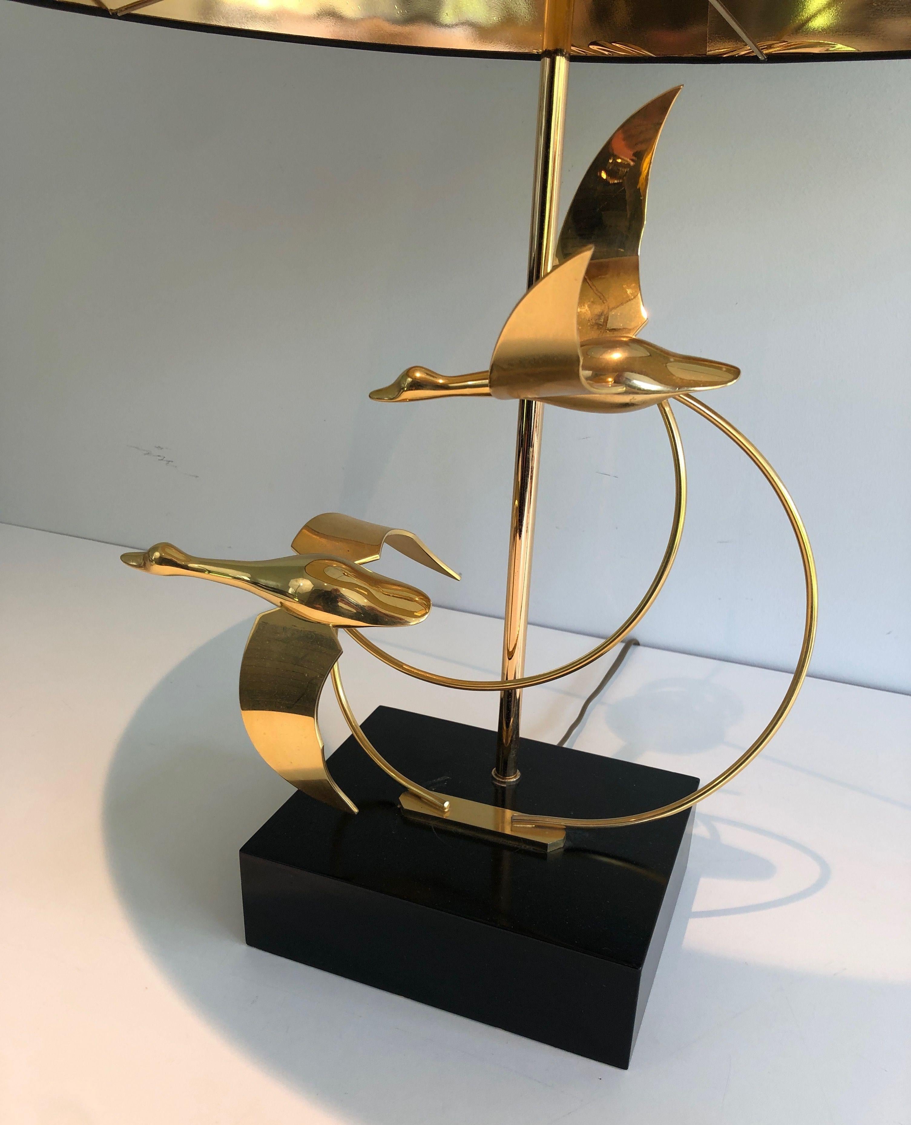 Mid-Century Modern Flock of Wild Geese Brass Table Lamp For Sale