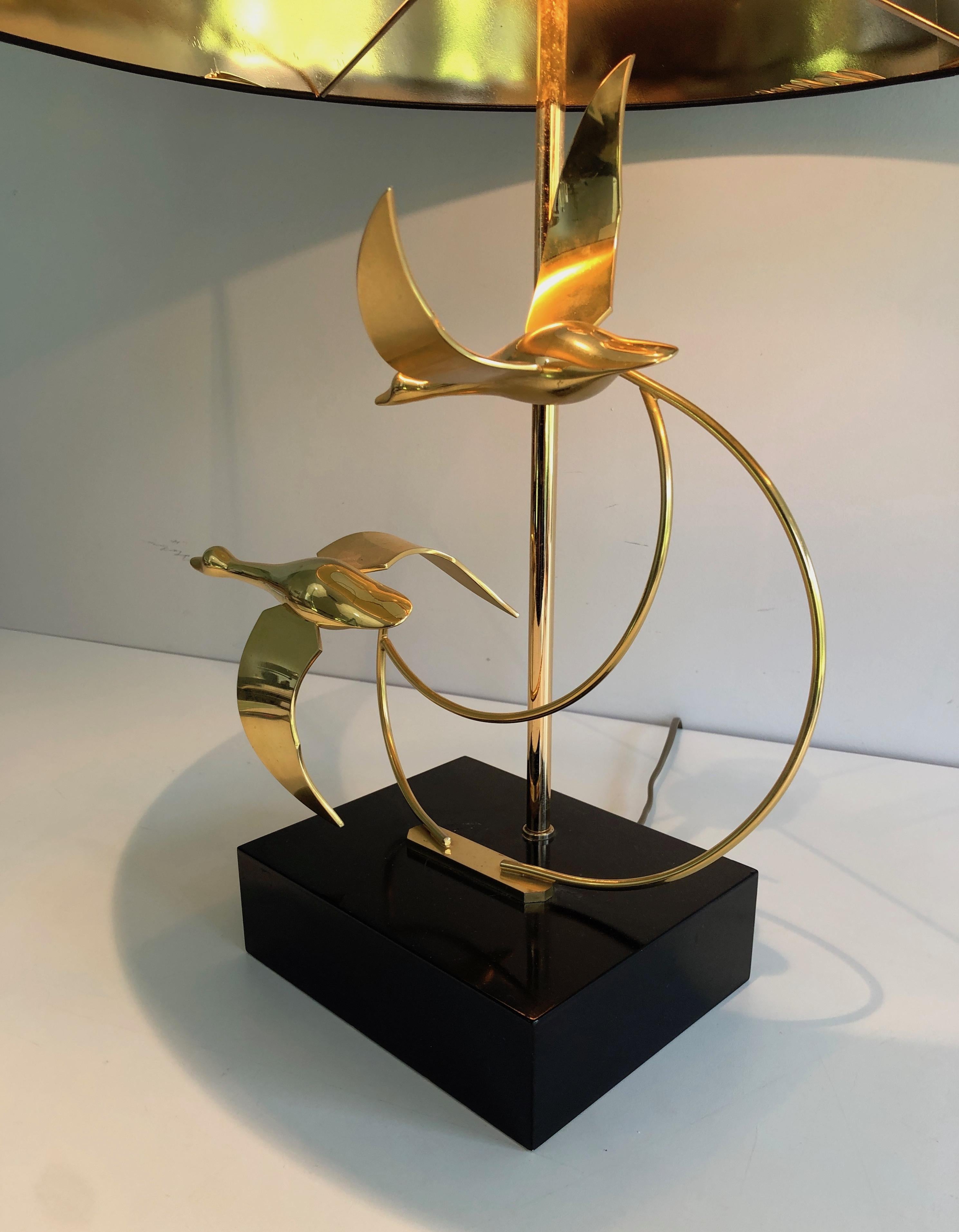 Flock of Wild Geese Brass Table Lamp, French, circa 1970 For Sale 10