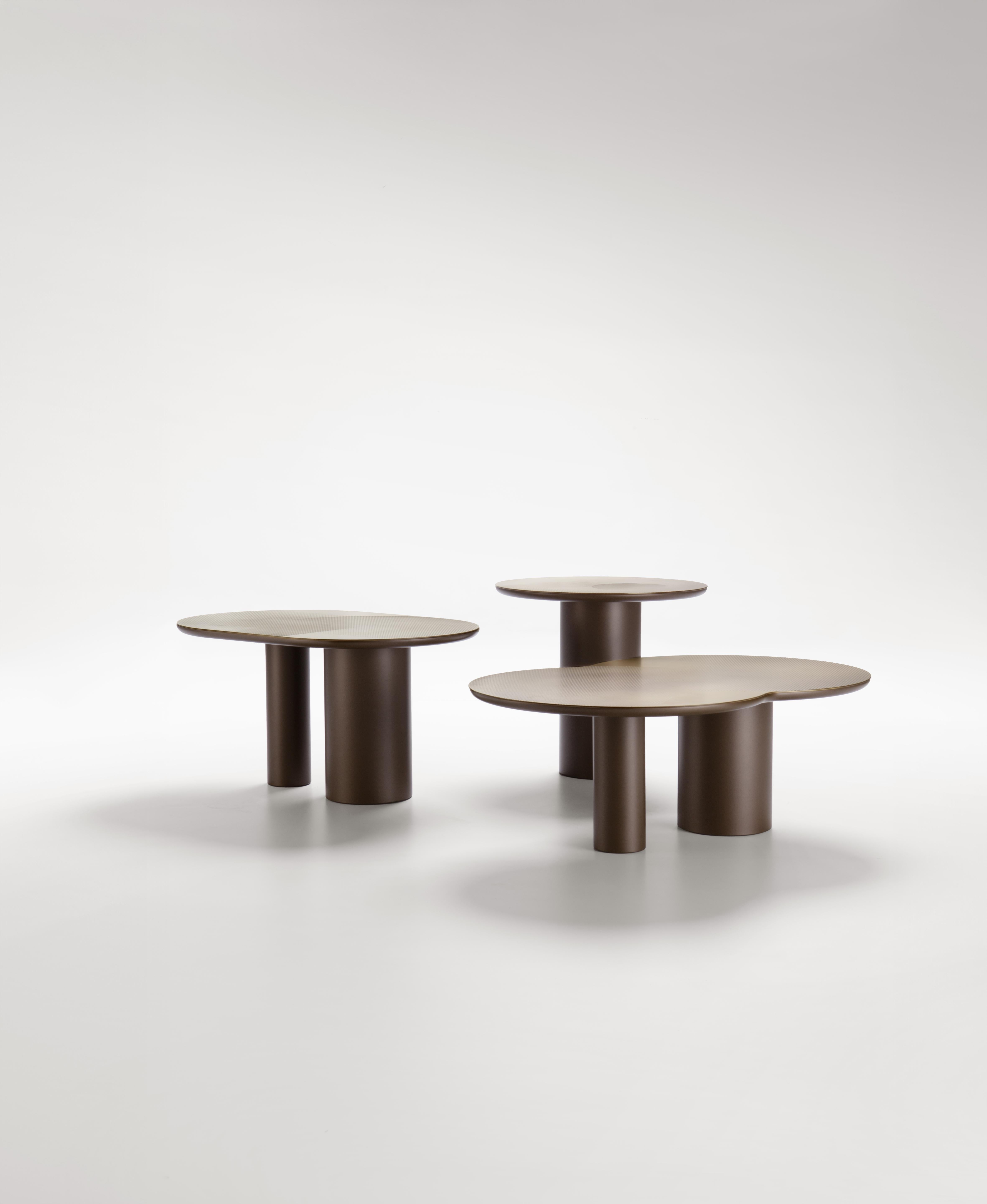 Postmoderne Table d'appoint Flocks 32 de De Castelli en vente