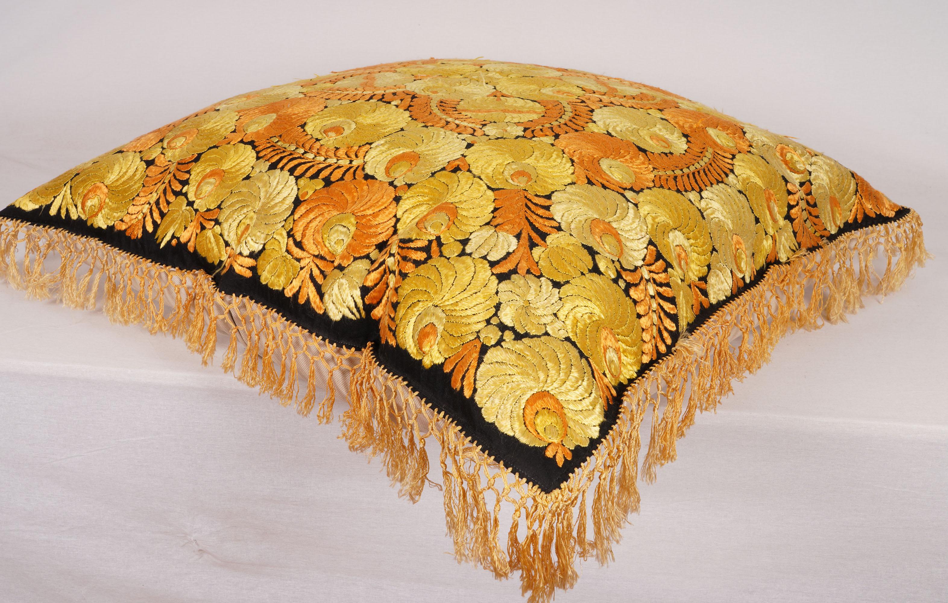 Floor Cushion, Pillowcase Made from a Matyo Embroidery, Hungary, Early 20th C In Good Condition For Sale In Istanbul, TR