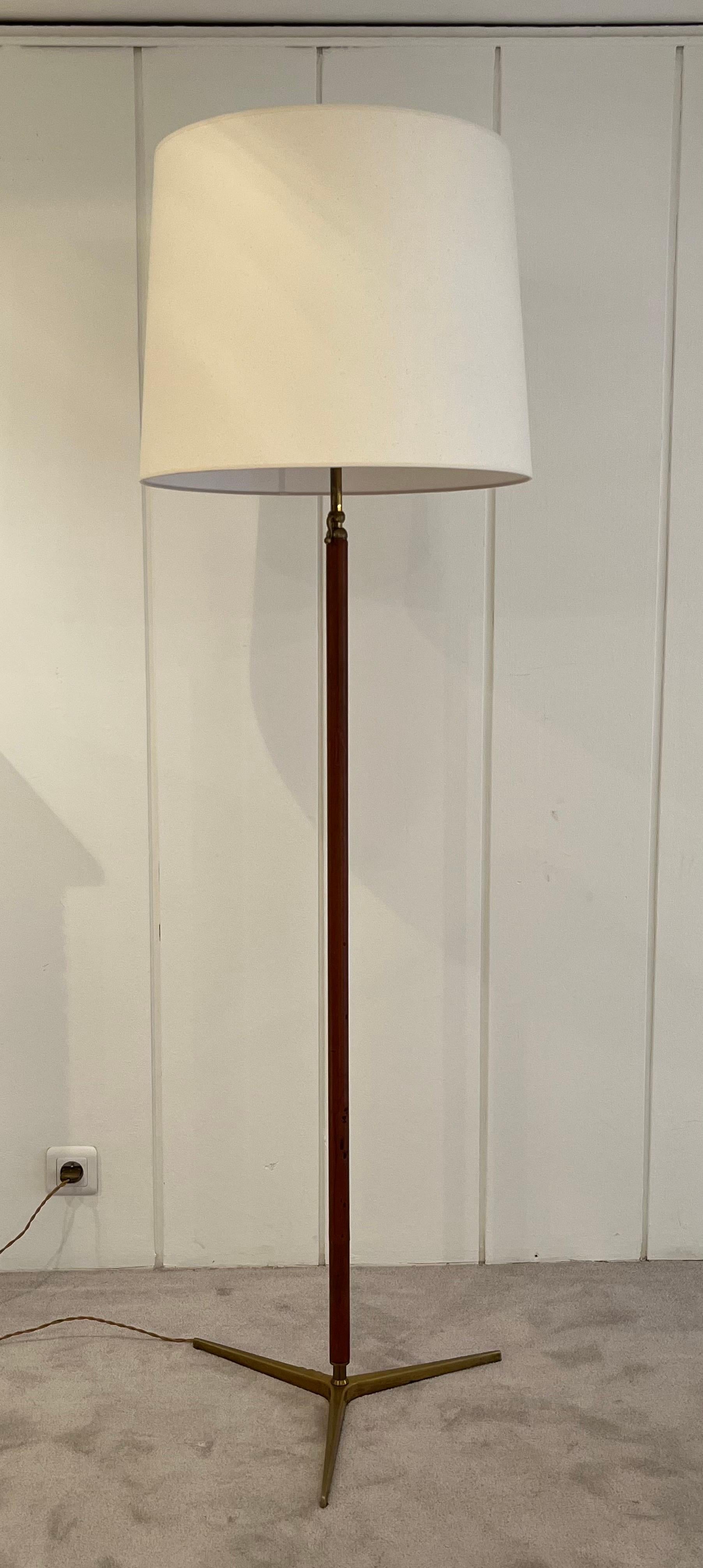 Italian 1940S Floor Lamp By Gino Sarfatti For Sale