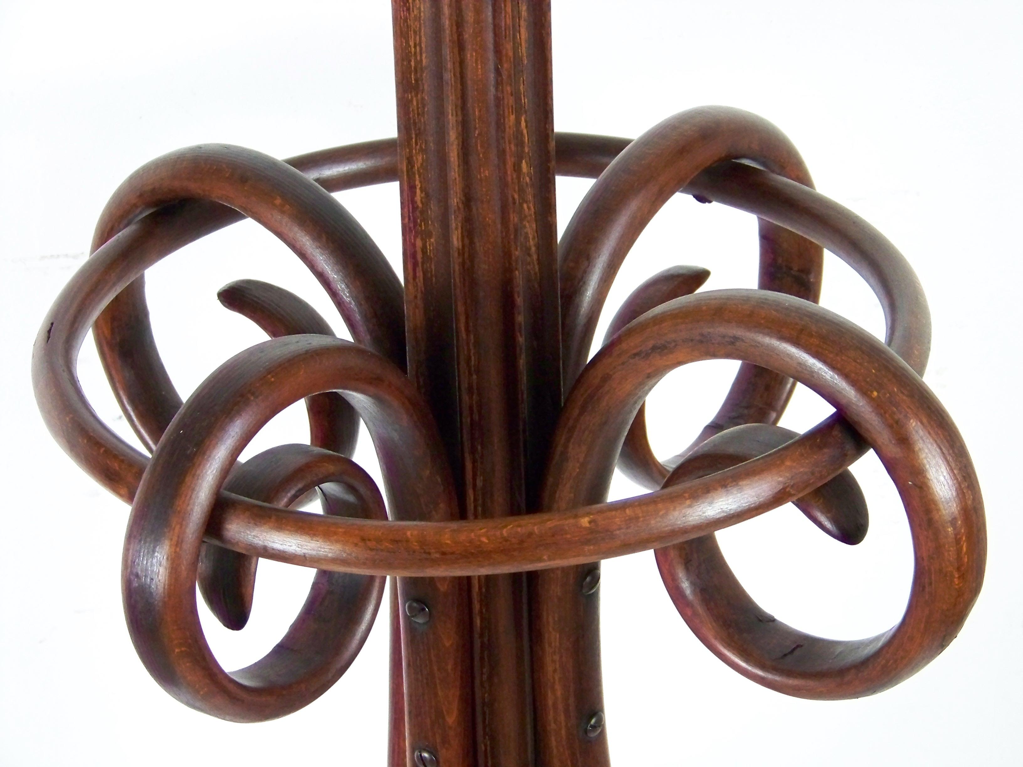  Floor hanger Thonet, circa 1900 In Good Condition In Praha, CZ