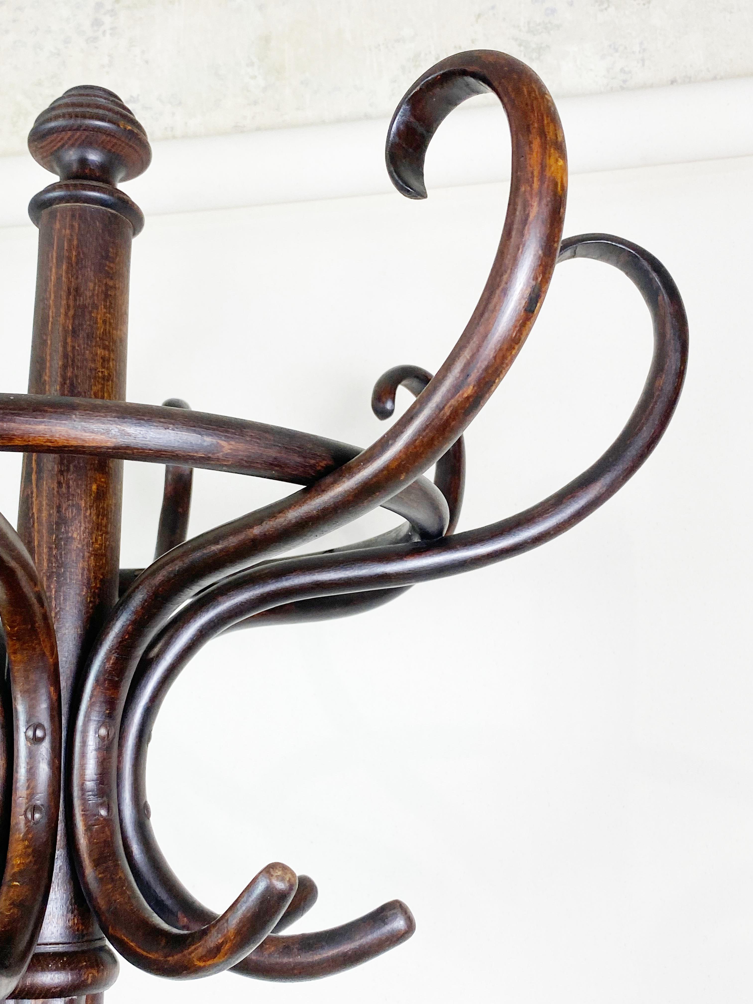 Belle Époque Gancio a pavimento Thonet Nr.1 in vendita