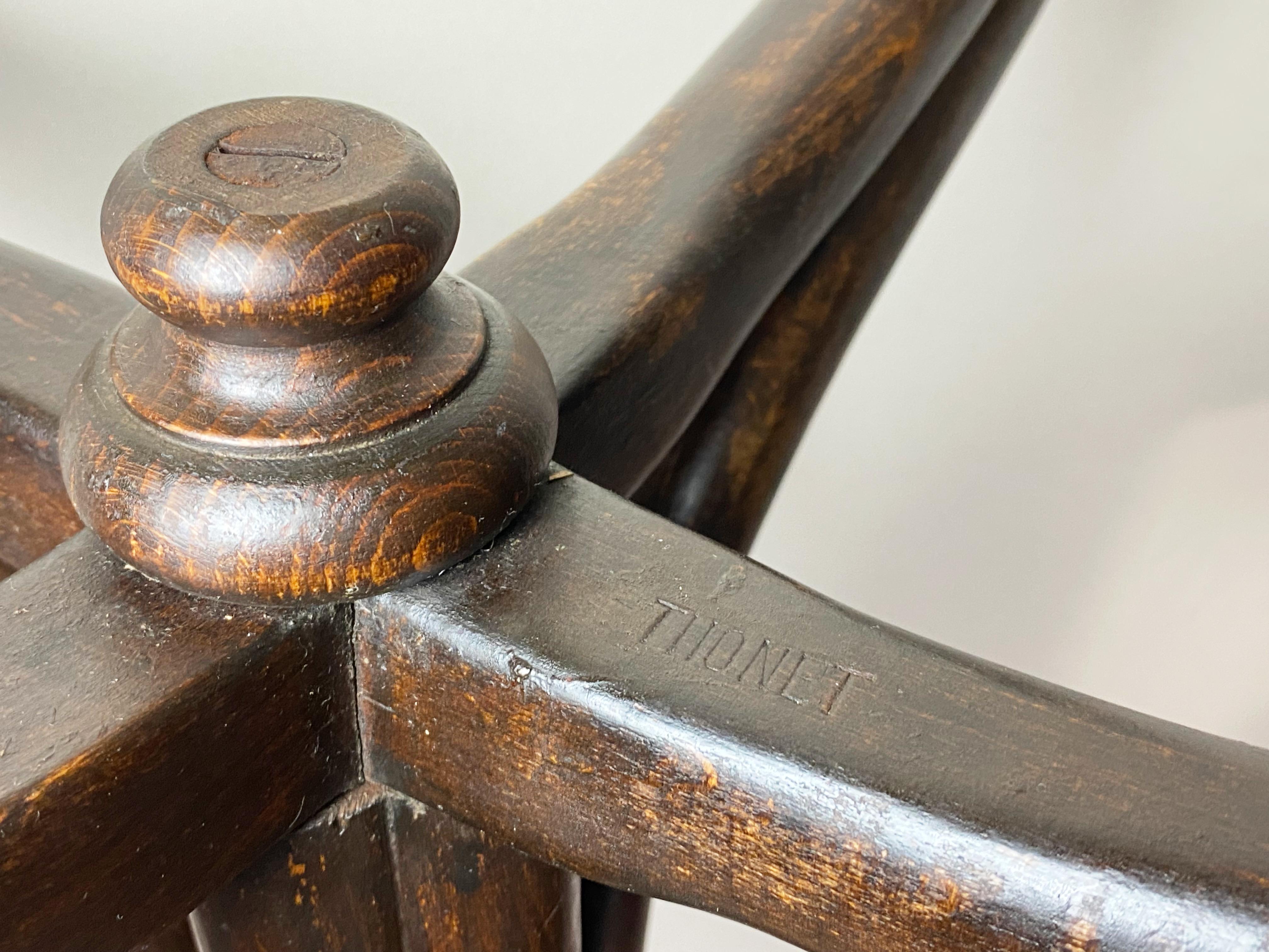 Gancio a pavimento Thonet Nr.1 in vendita 1