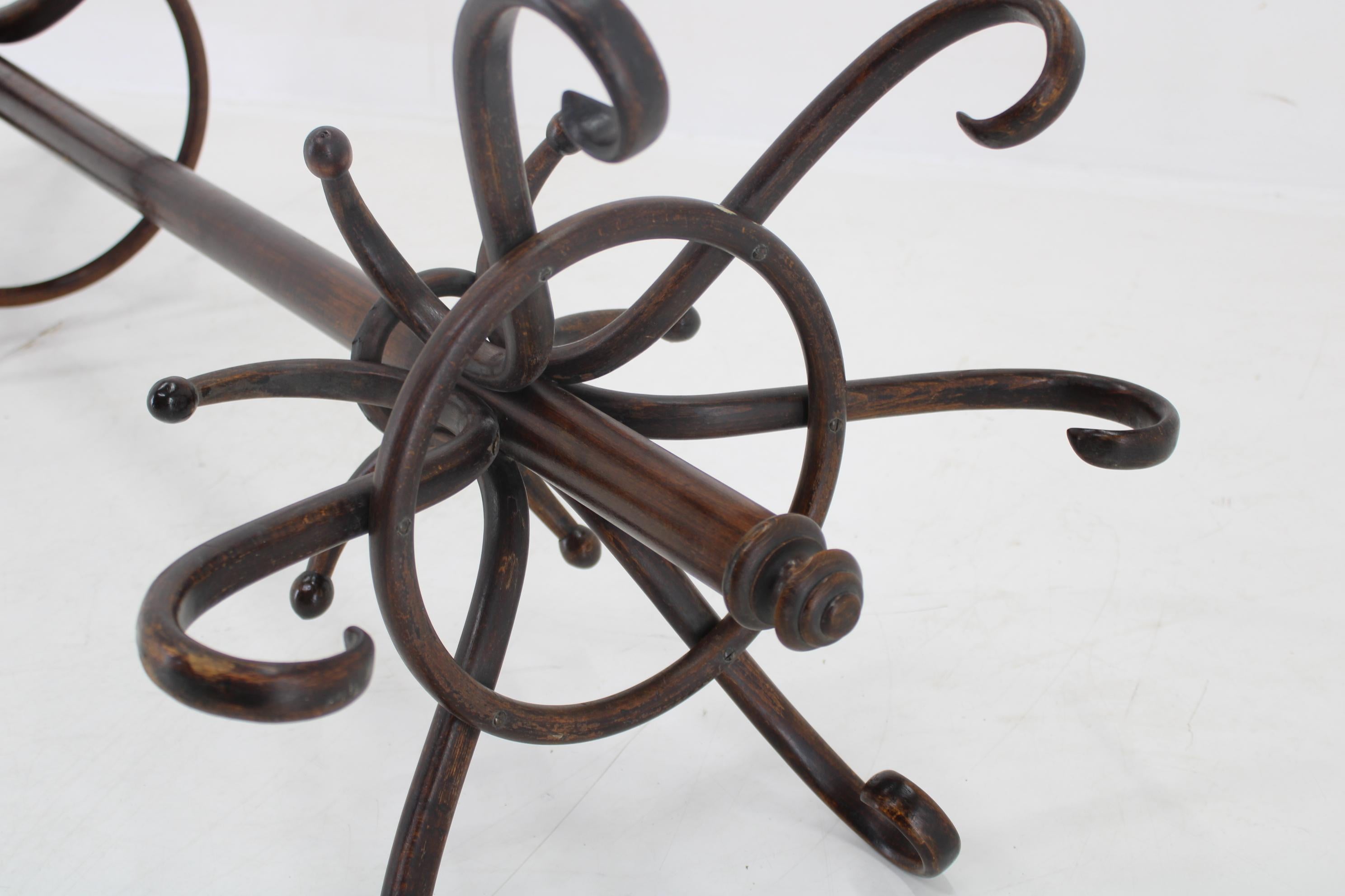 Floor Hanger Ton / Thonet 1920's, Czechoslovakia For Sale 7