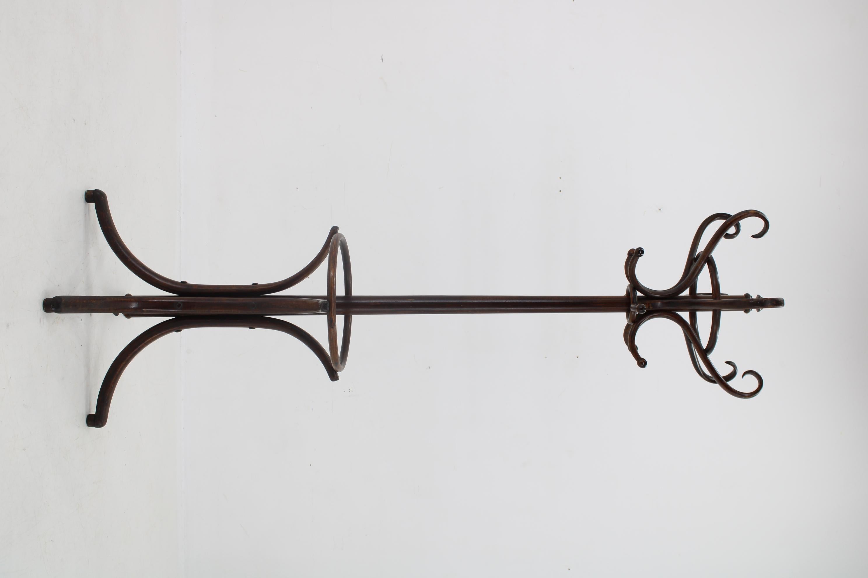 Floor Hanger Ton / Thonet 1920's, Czechoslovakia In Good Condition For Sale In Praha, CZ