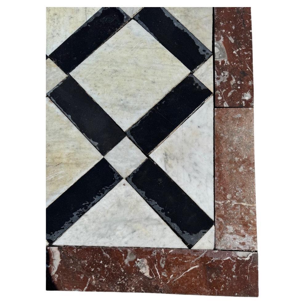 Floor in white Carrara marble, Belgian black marble and royal red marble, 18th For Sale