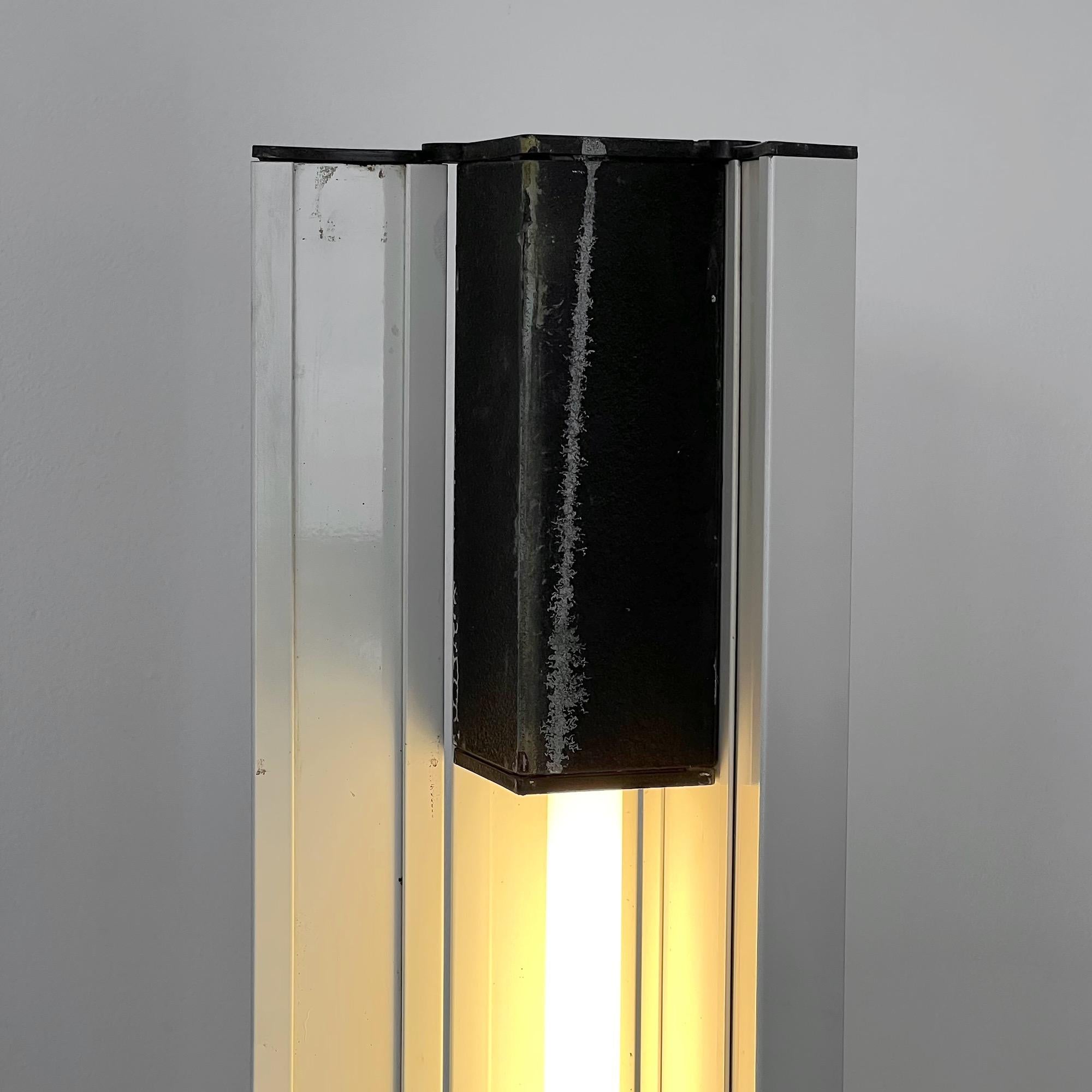 Floor Lamp 14104 Moonlight by Ettore Sottsass for Arredoluce, 1971 For Sale 3