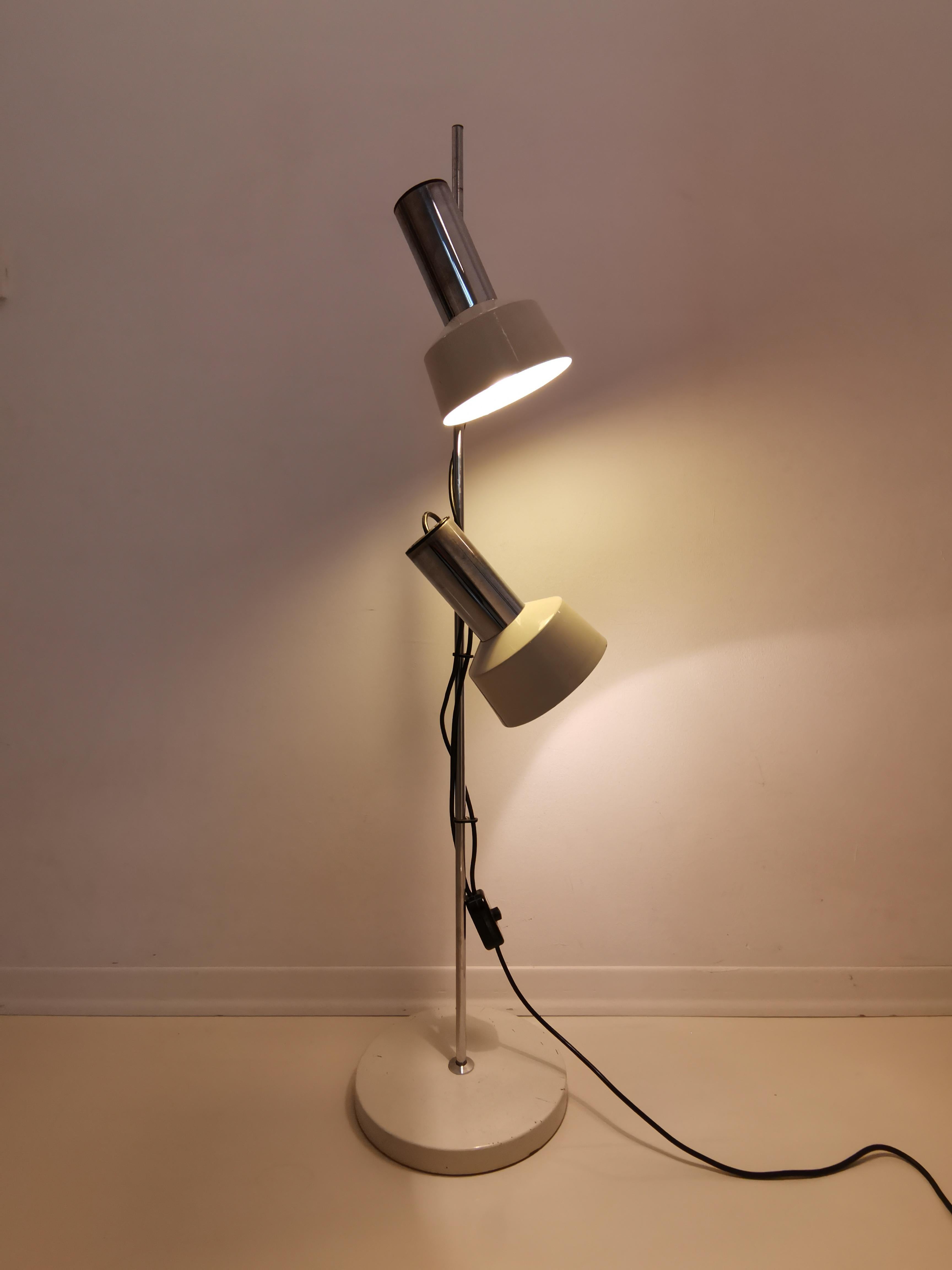 Mid-Century Modern Floor Lamp, 1960s For Sale