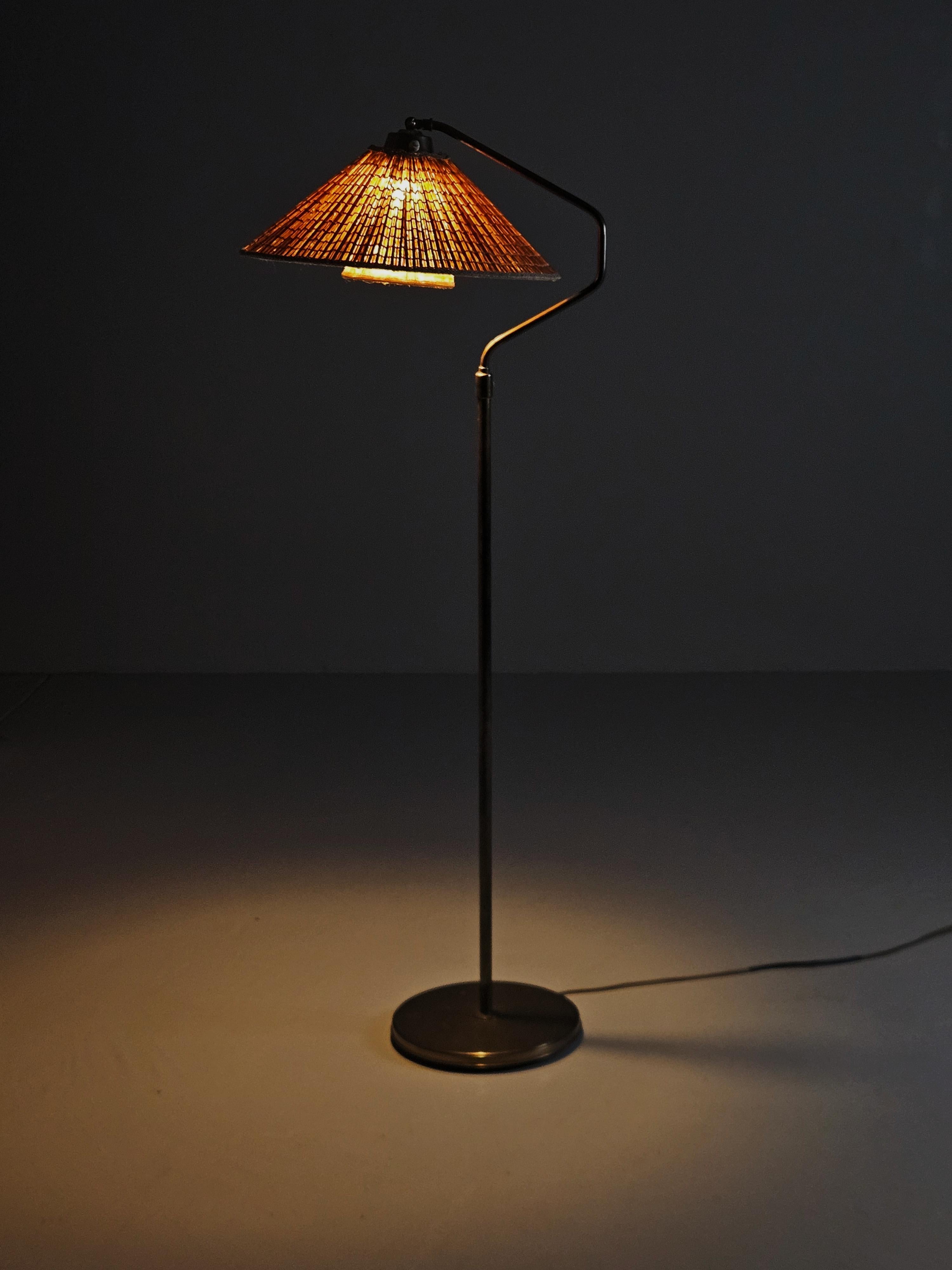 Lampadaire '30631' de Bertil Brisborg pour Nordiska Kompaniet, Suède, années 1940 en vente 3