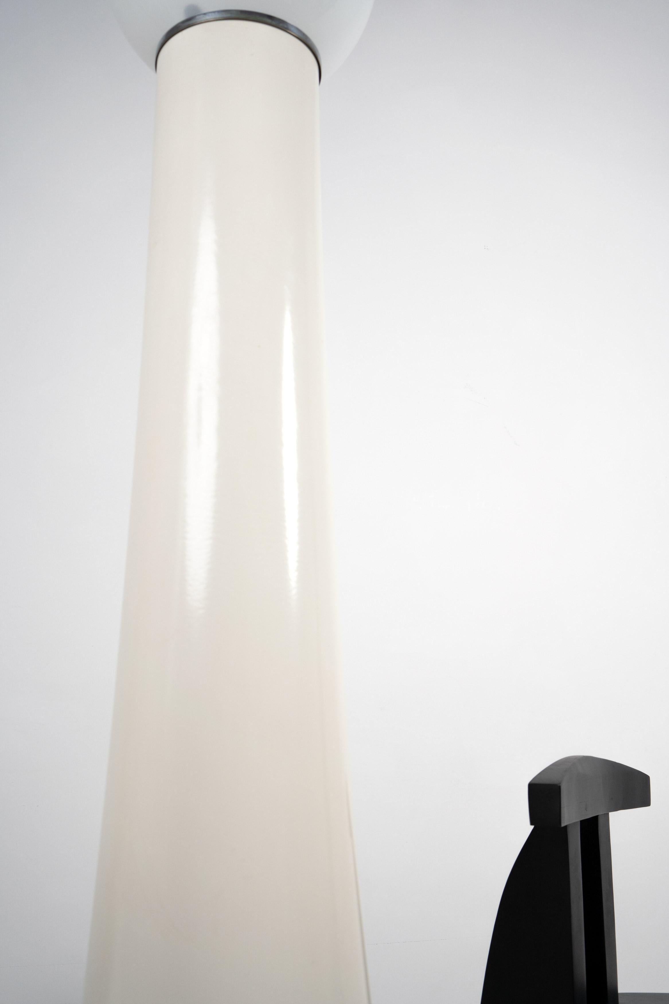 Floor Lamp 4059 by Annig Sarian for Kartell, c.1970 In Good Condition For Sale In Surbiton, GB