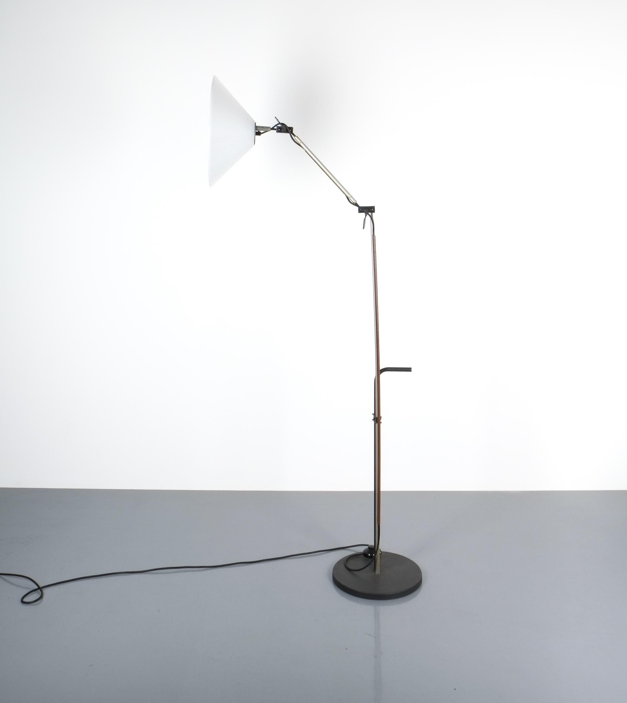 Mid-Century Modern Floor Lamp Aggregato by Enzo Mari, circa 1970