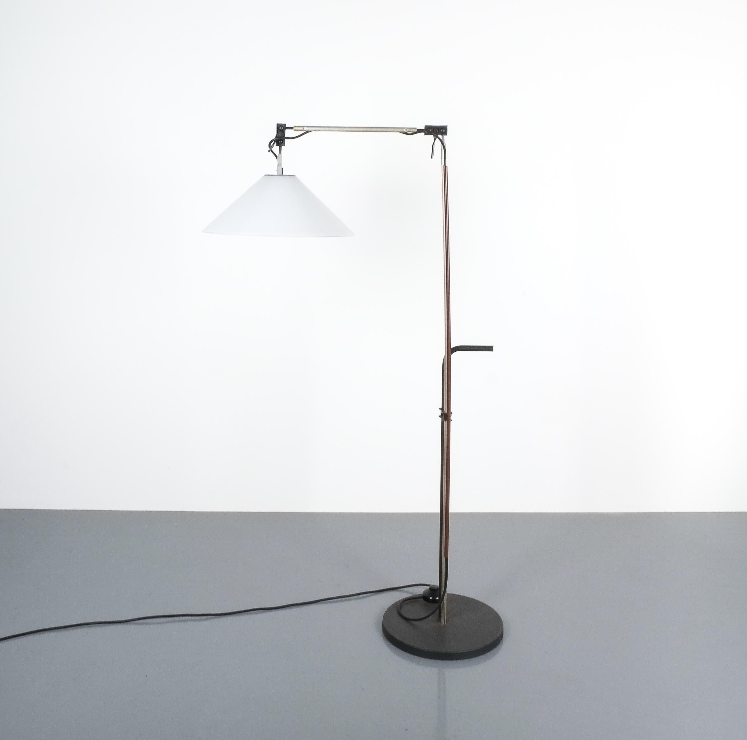 Italian Floor Lamp Aggregato by Enzo Mari, circa 1970