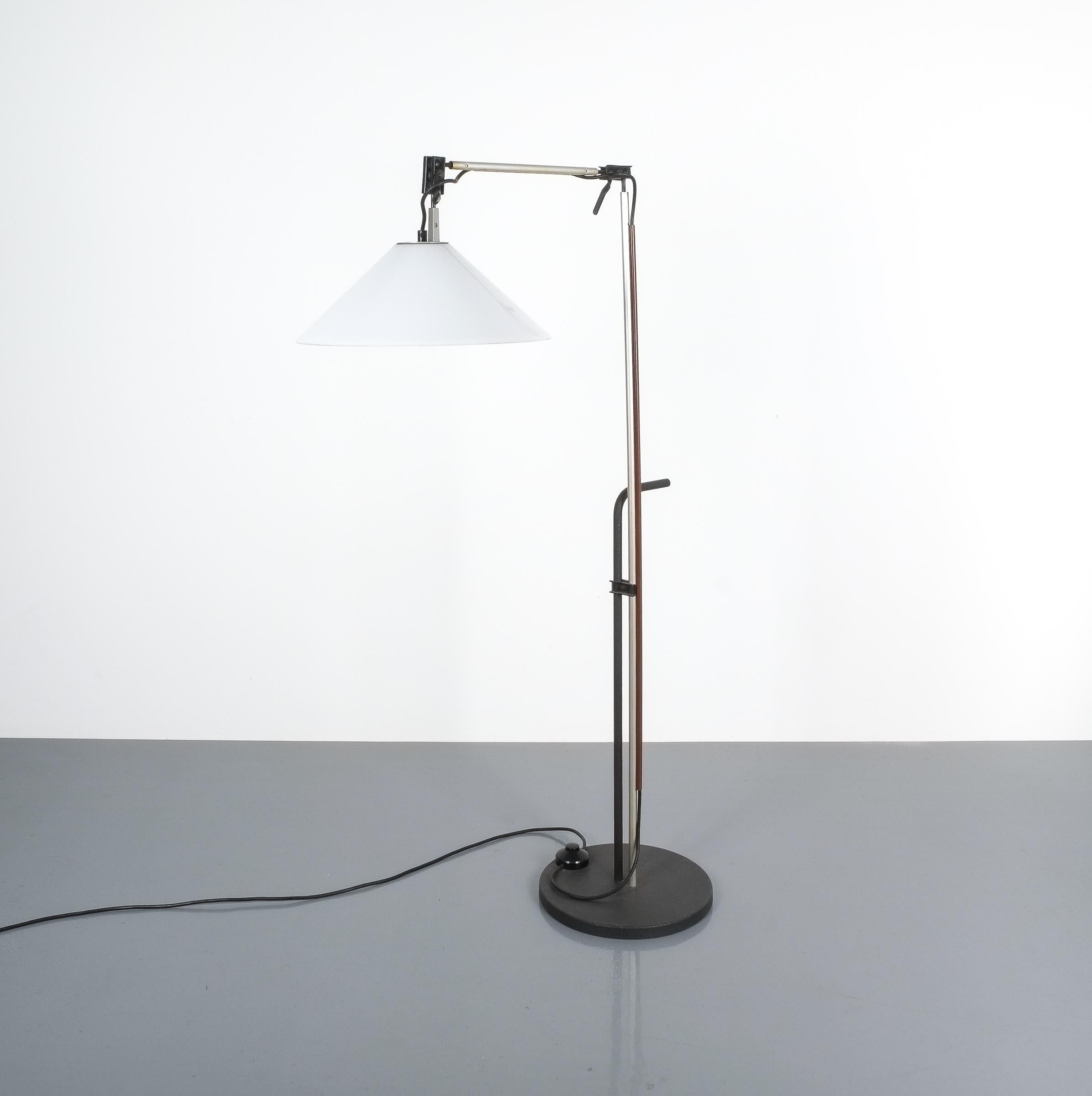 Floor Lamp Aggregato by Enzo Mari, circa 1970 In Good Condition In Vienna, AT