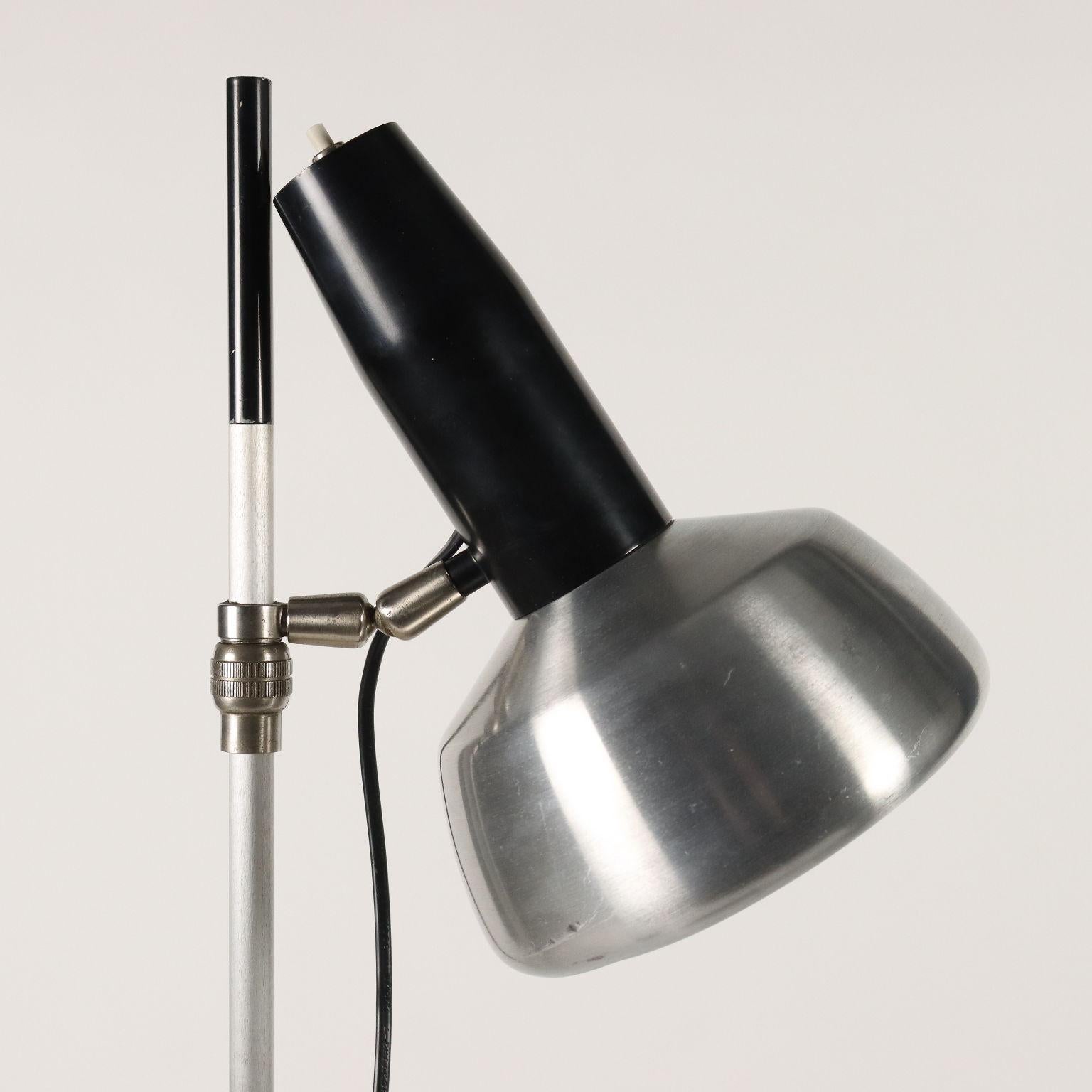 Stehlampe aus Aluminium, Italien, 1960er Jahre (Italienisch)