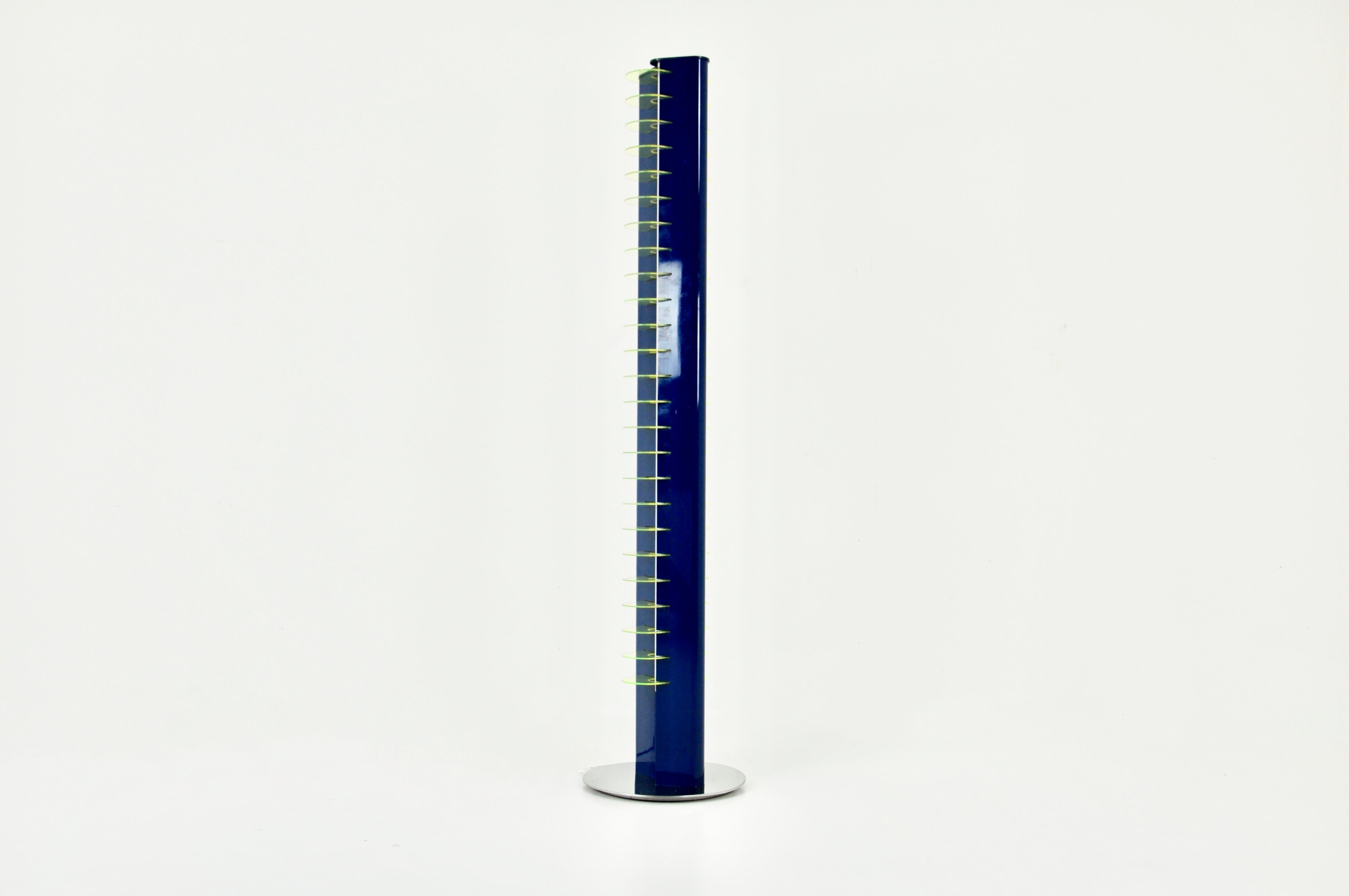 Blue and fluorescent metal and plastic floor lamp designed by Vittorio Gregotti in the 60s. Model: Amalasuntta. Wear due to time and age.