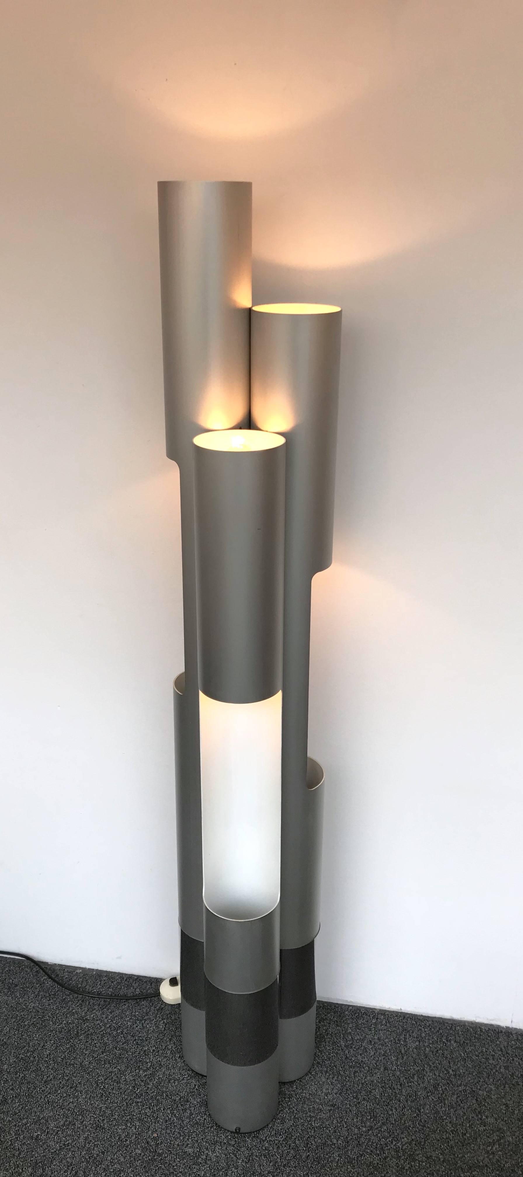 Floor Lamp Anodized Aluminum Chrome Tube attributed to Reggiani. Italy, 1974 1