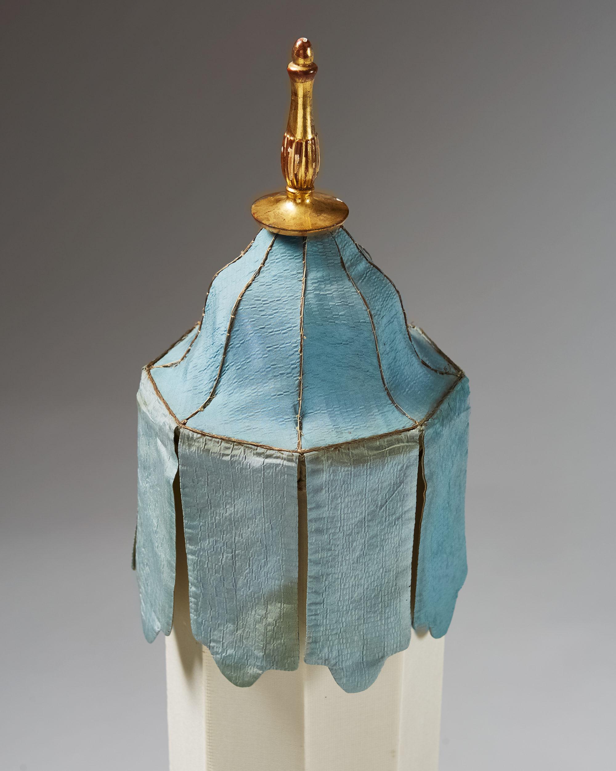 1920s Swedish Floor Lamp – Tall Ornamental Base with Architectural Shade For Sale 1