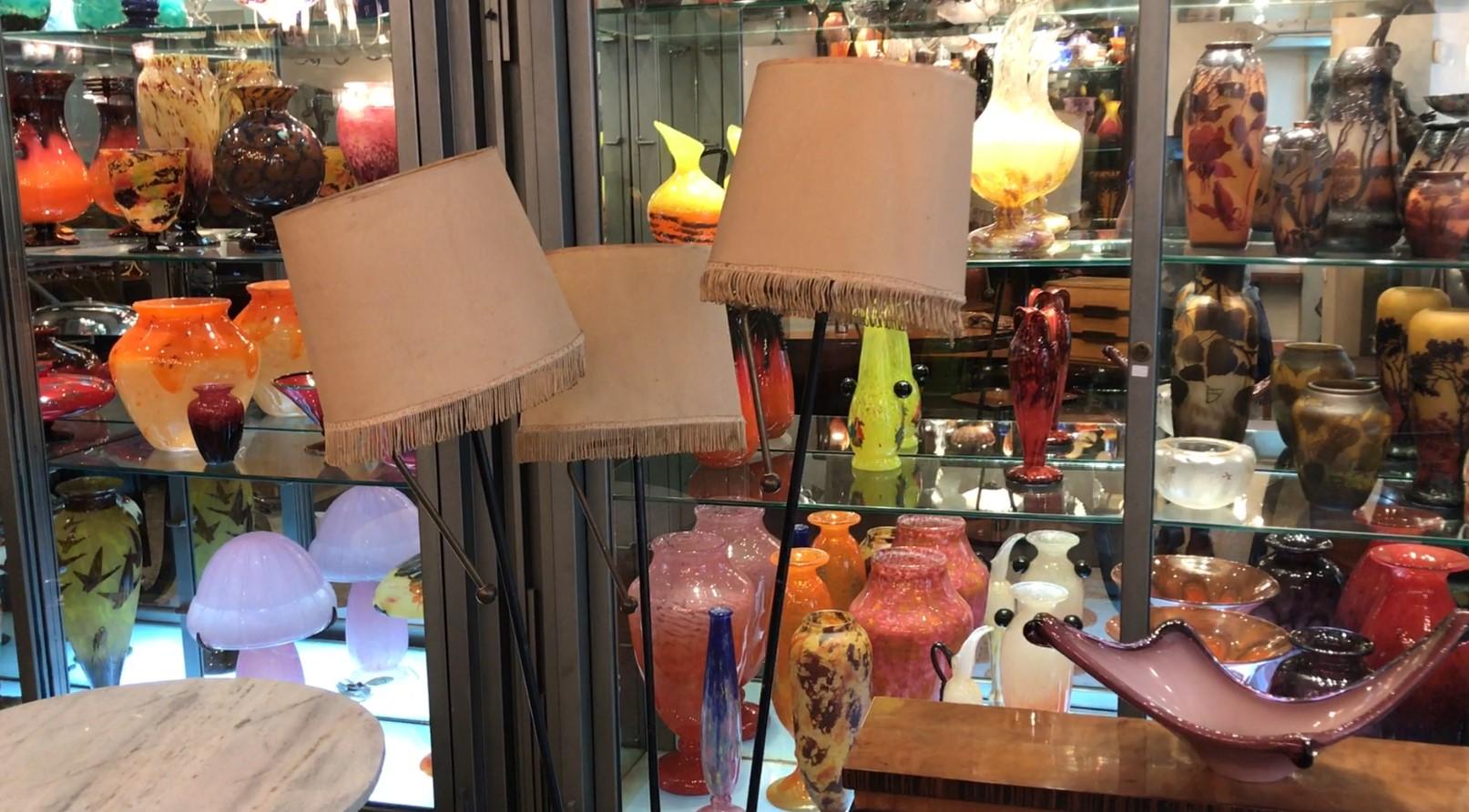 Floor Lamp Art Deco 1950, France, Materials: Iron and Bronze Francés en venta