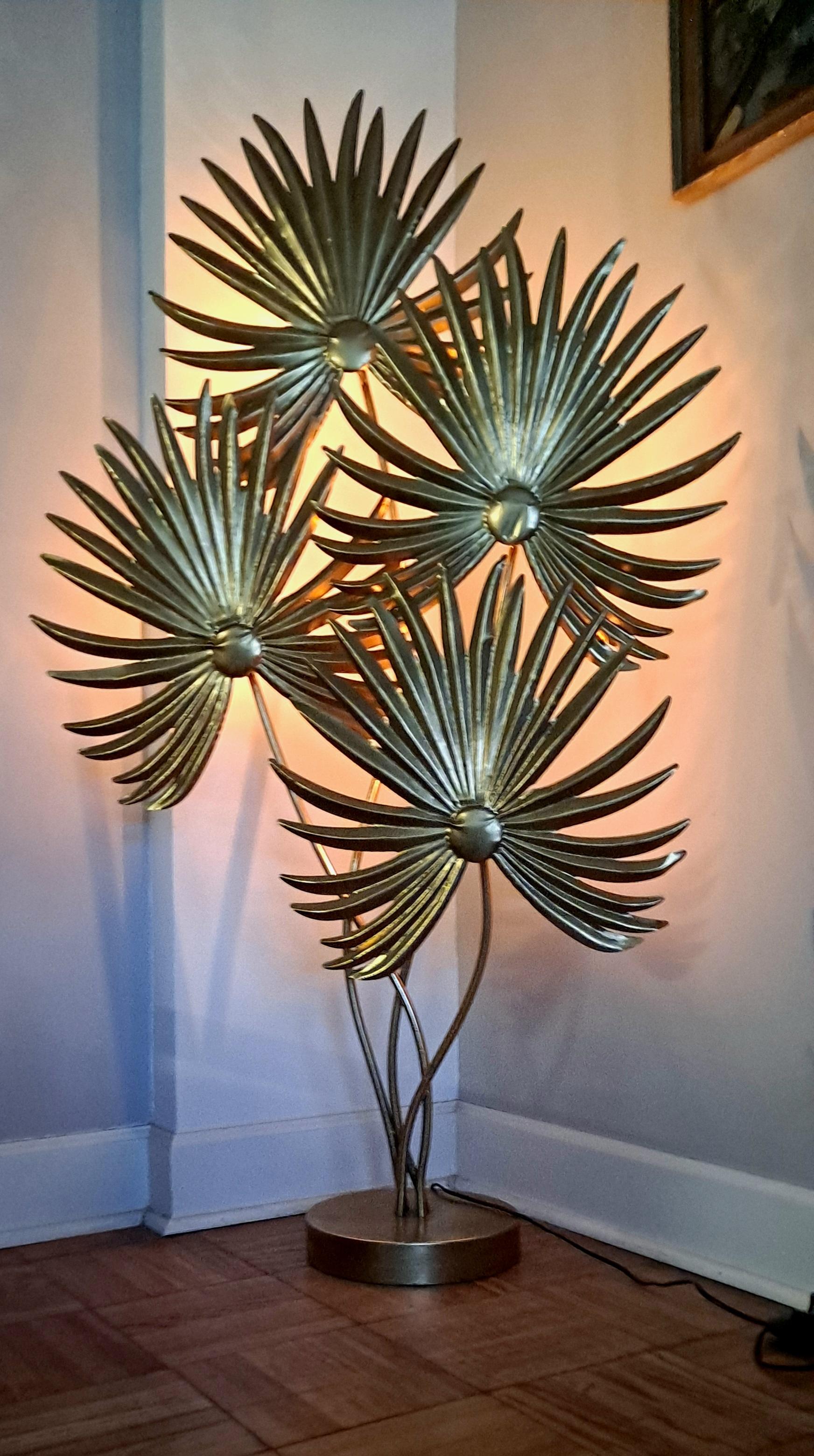 Metal Floor lamp attributed at Tomaso Barbi For Sale