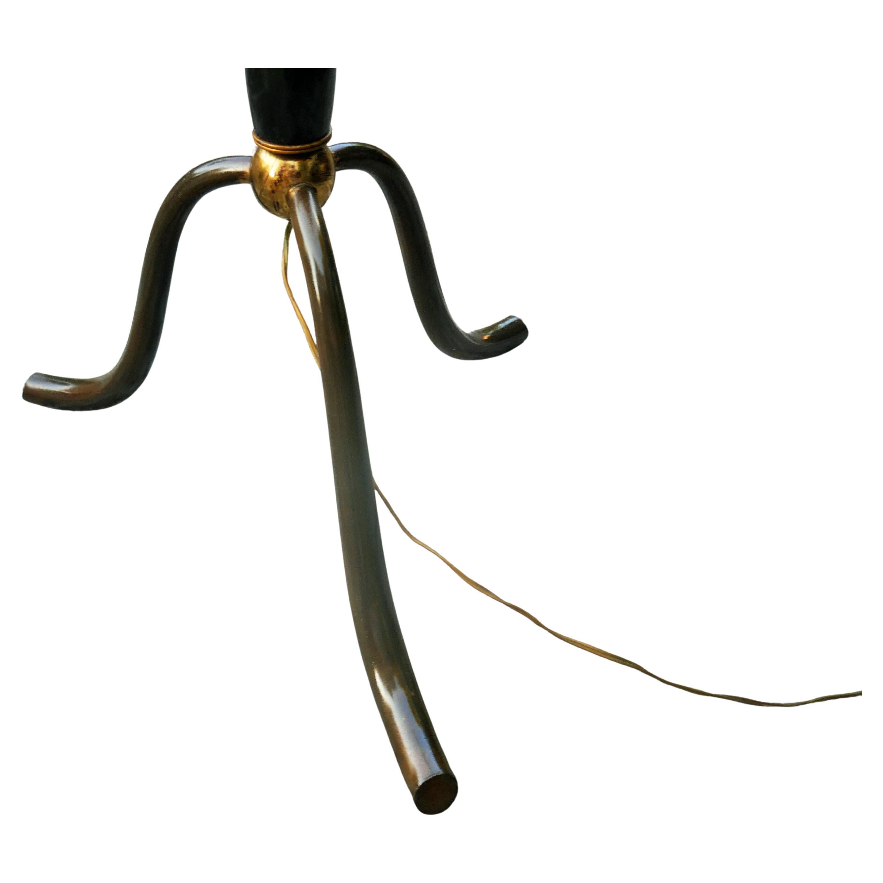 Floor lamp attributed to a production by Arteluce Gino Sarfatti. en vente 6