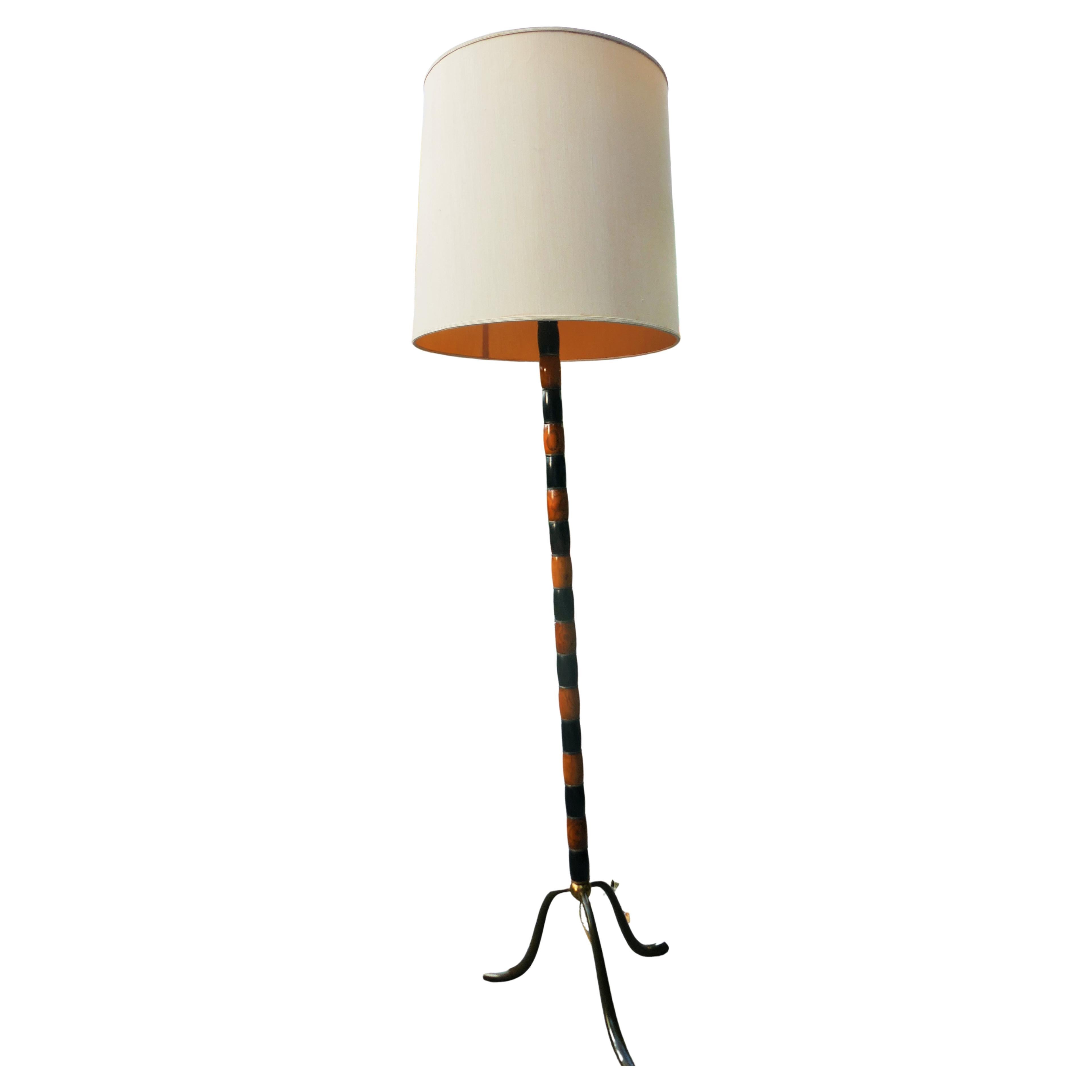 Floor lamp attributed to Arteluce Gino Sarfatti.
Good condition.
Thank you.