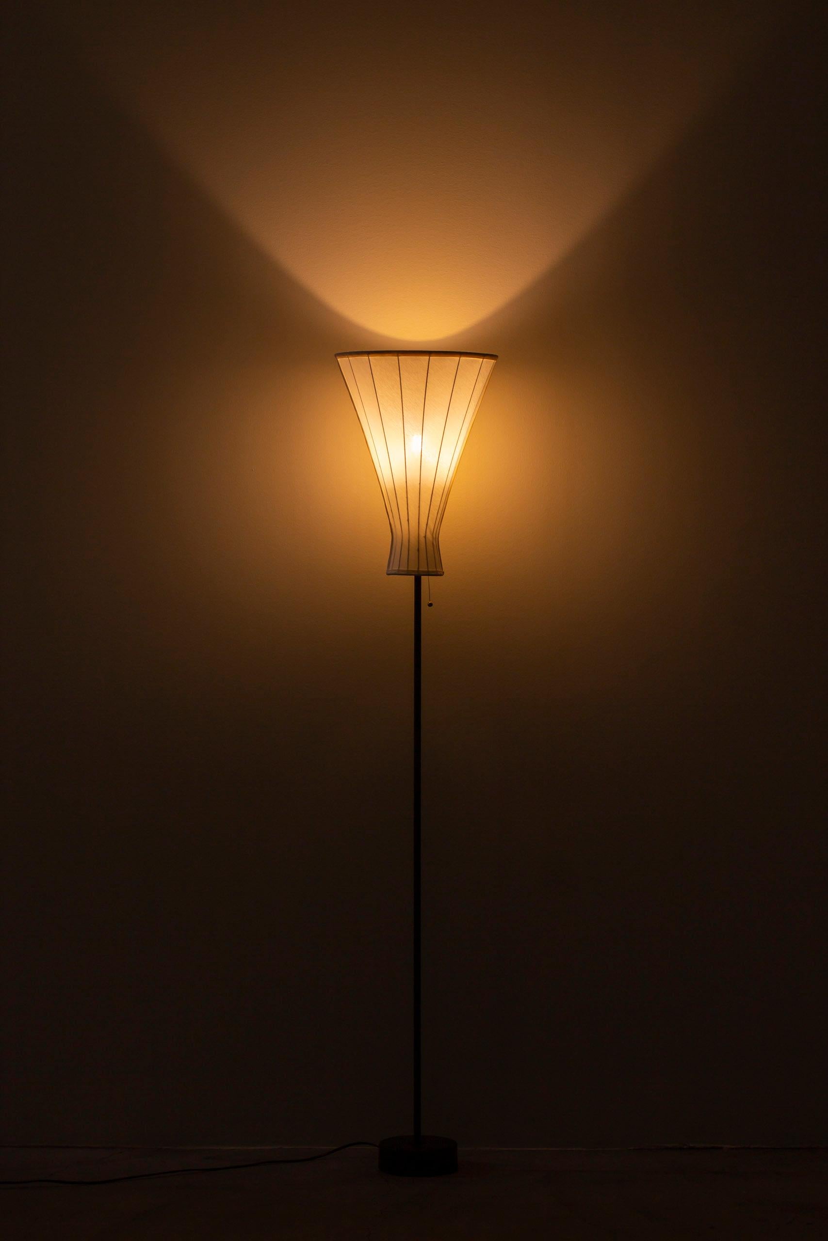 Floor lamp attributed to Hans Bergström, Ateljé Lyktan, 1950s For Sale 3