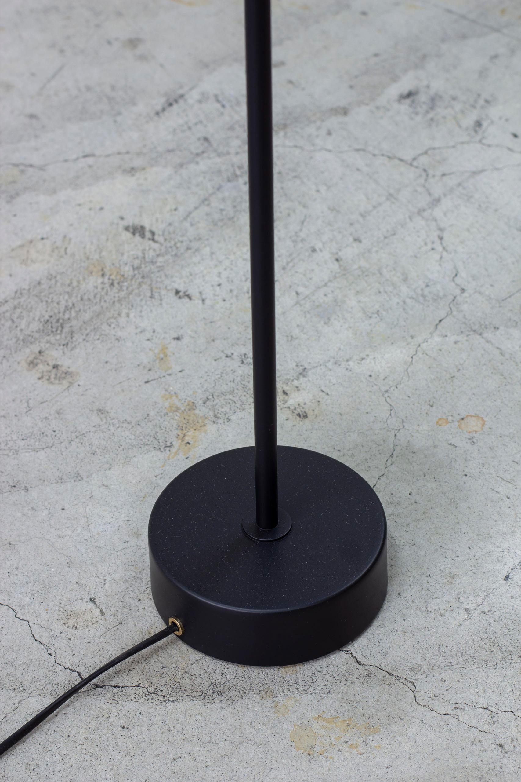 Brass Floor lamp attributed to Hans Bergström, Ateljé Lyktan, 1950s For Sale