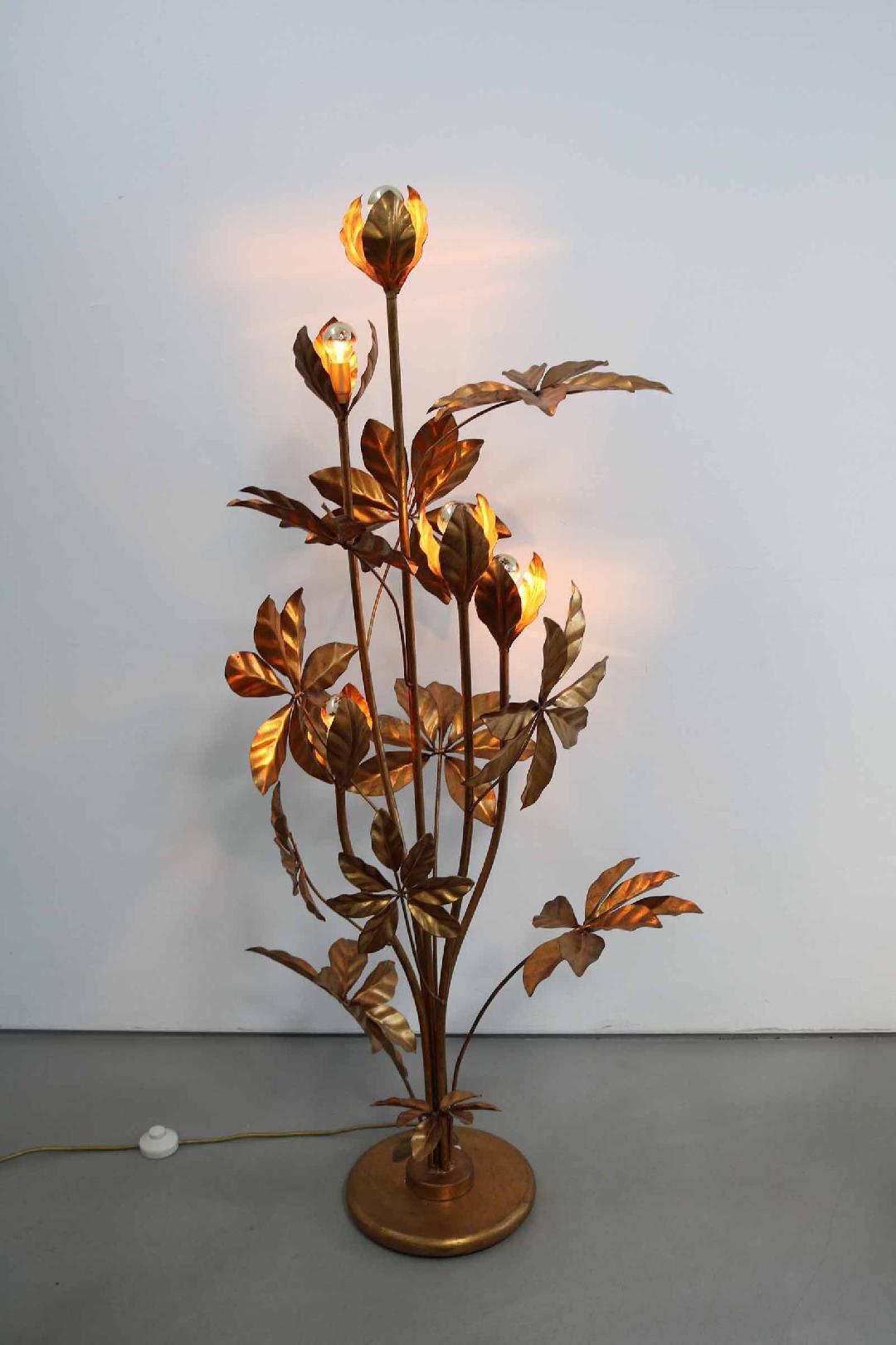 Floor lamp attributed to Hans Kögl with five Lights (E14).