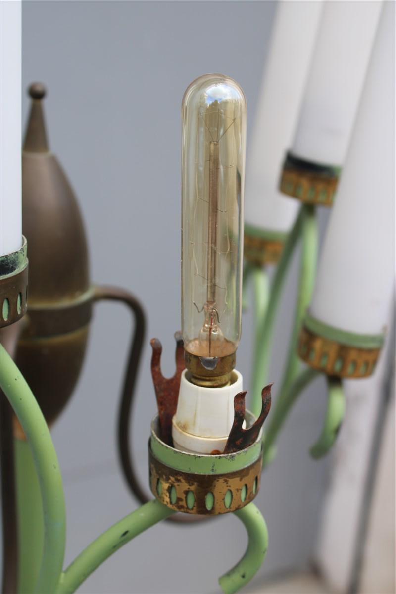 Italiano Lampada da terra in ottone e lacca con vetro Torpedo  Arredoluce Bruno Chiarini in vendita