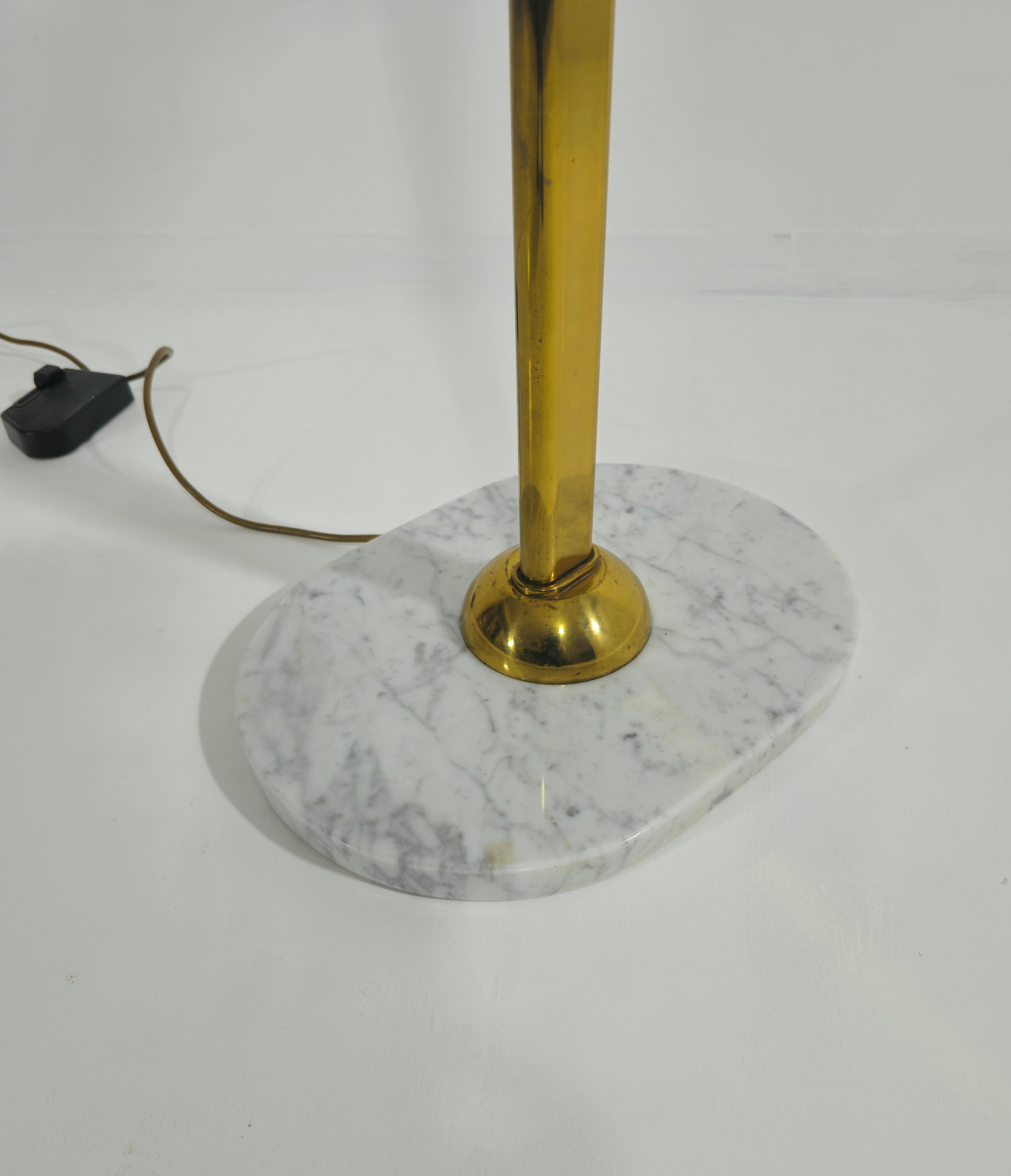 Floor Lamp Brass Murano and Marble Design Italy 1970s Mid-Century Modern In Good Condition For Sale In Palermo, IT