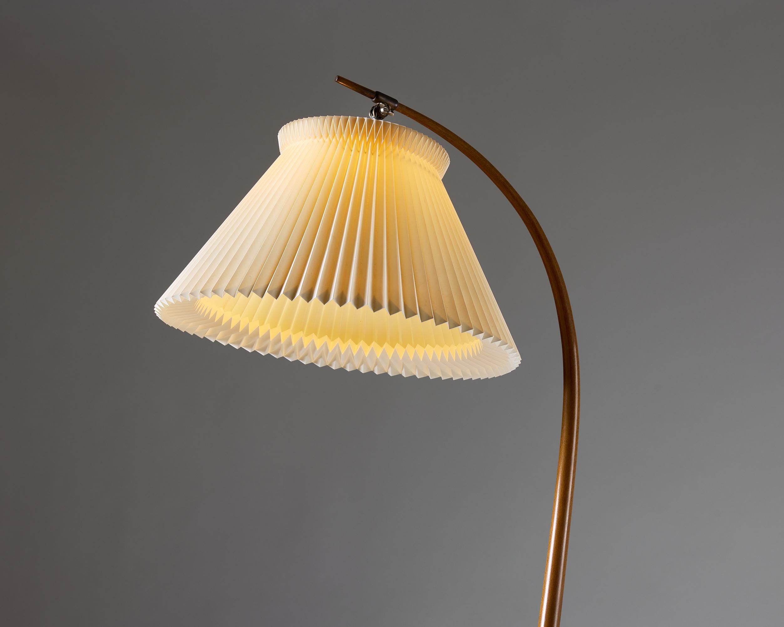 Floor lamp 'Bridge' Designed by Severin Hansen Jr for Haslev Möbler Denmark In Good Condition For Sale In Stockholm, SE