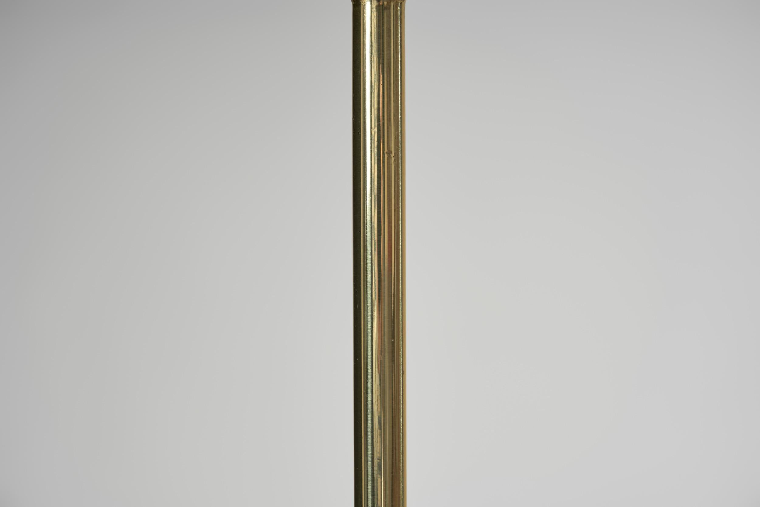 Lampadaire par AB Armaturhantverk, Suède Seconde moitié du 20e siècle en vente 7