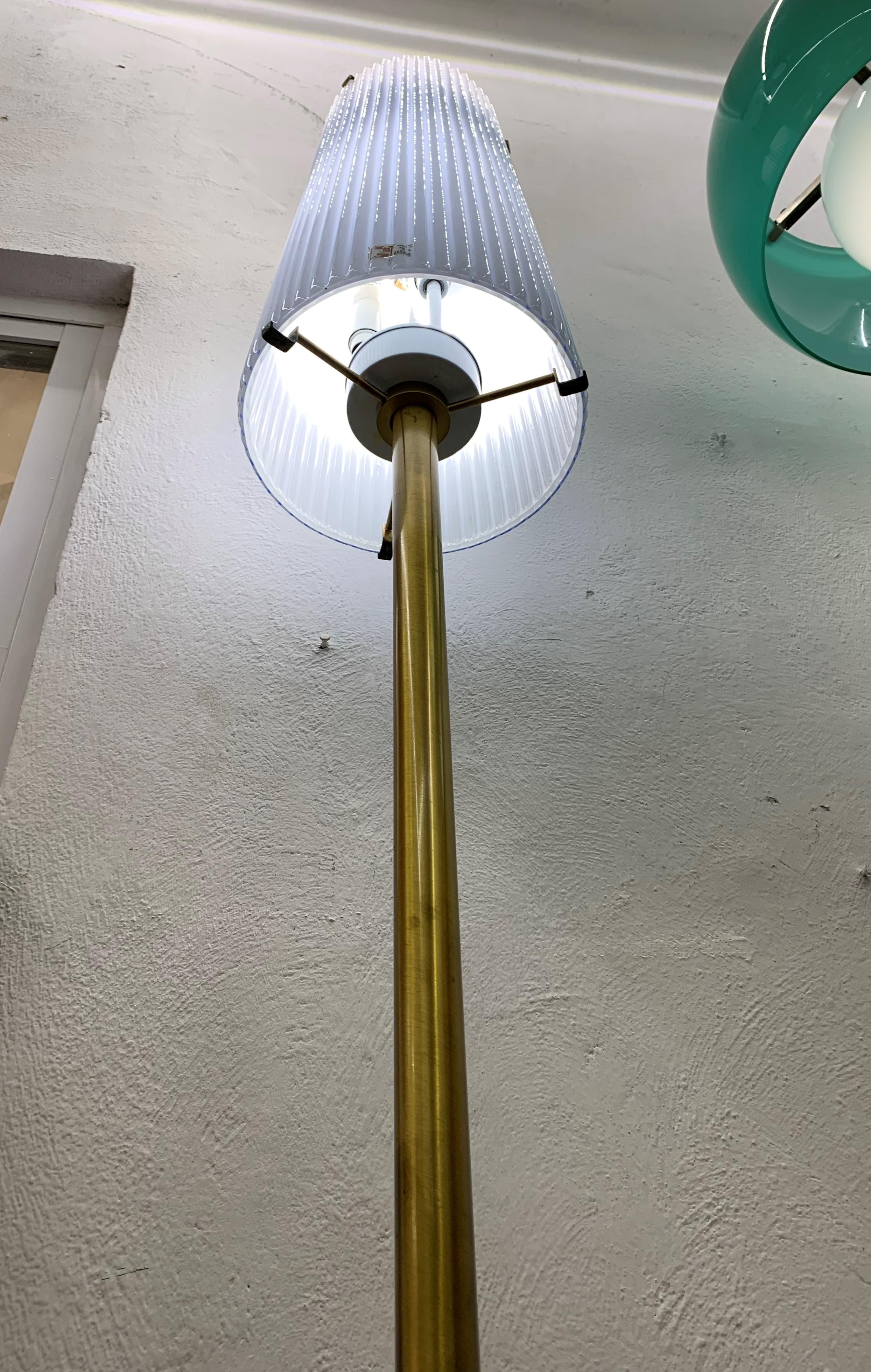 Floor Lamp by Aureliano Toso in Murano Glass and Brass, Italy, circa 1975 For Sale 5