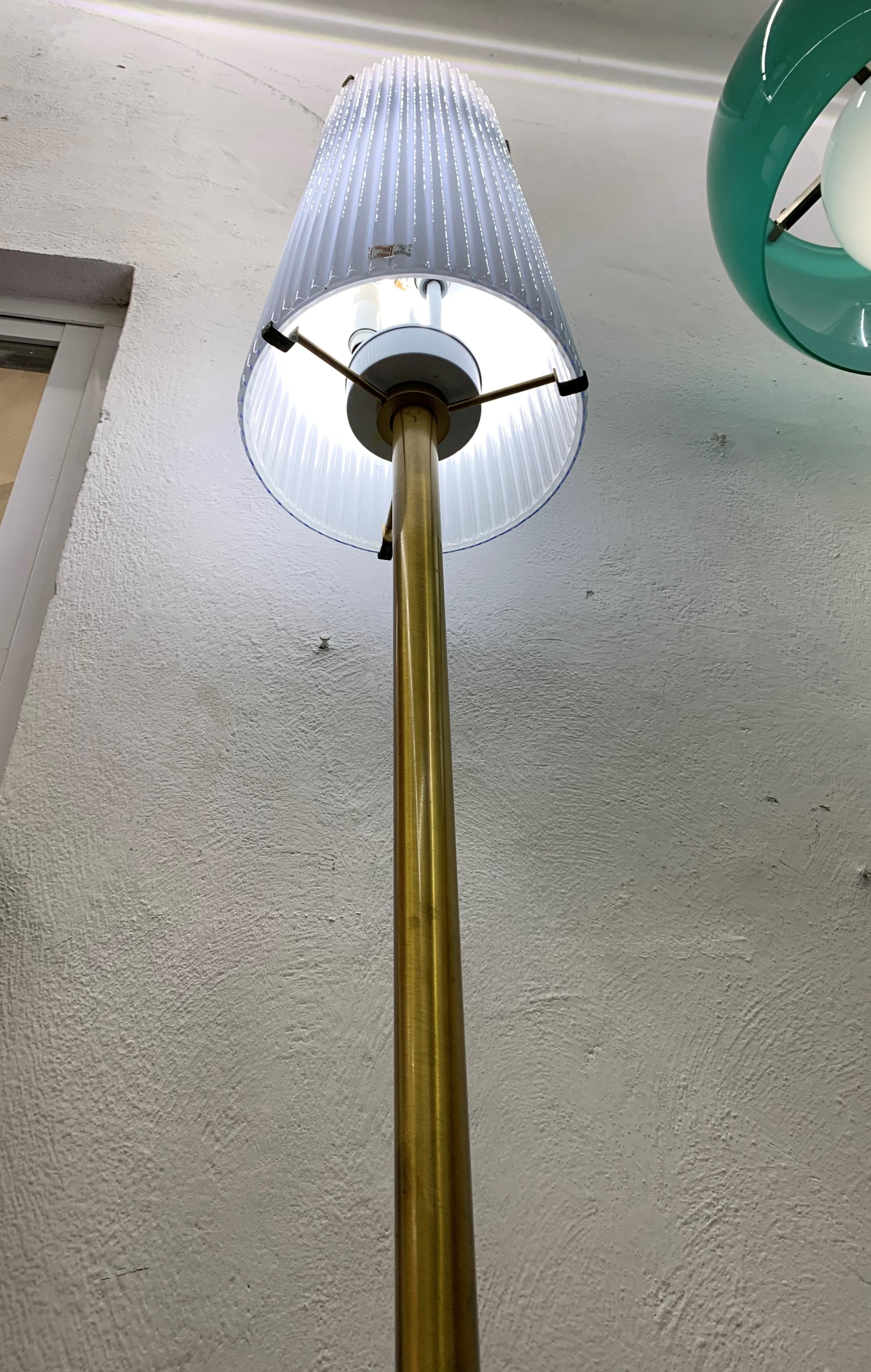 Lámpara de pie de Aureliano Toso en cristal de Murano y latón, Italia, hacia 1975 6