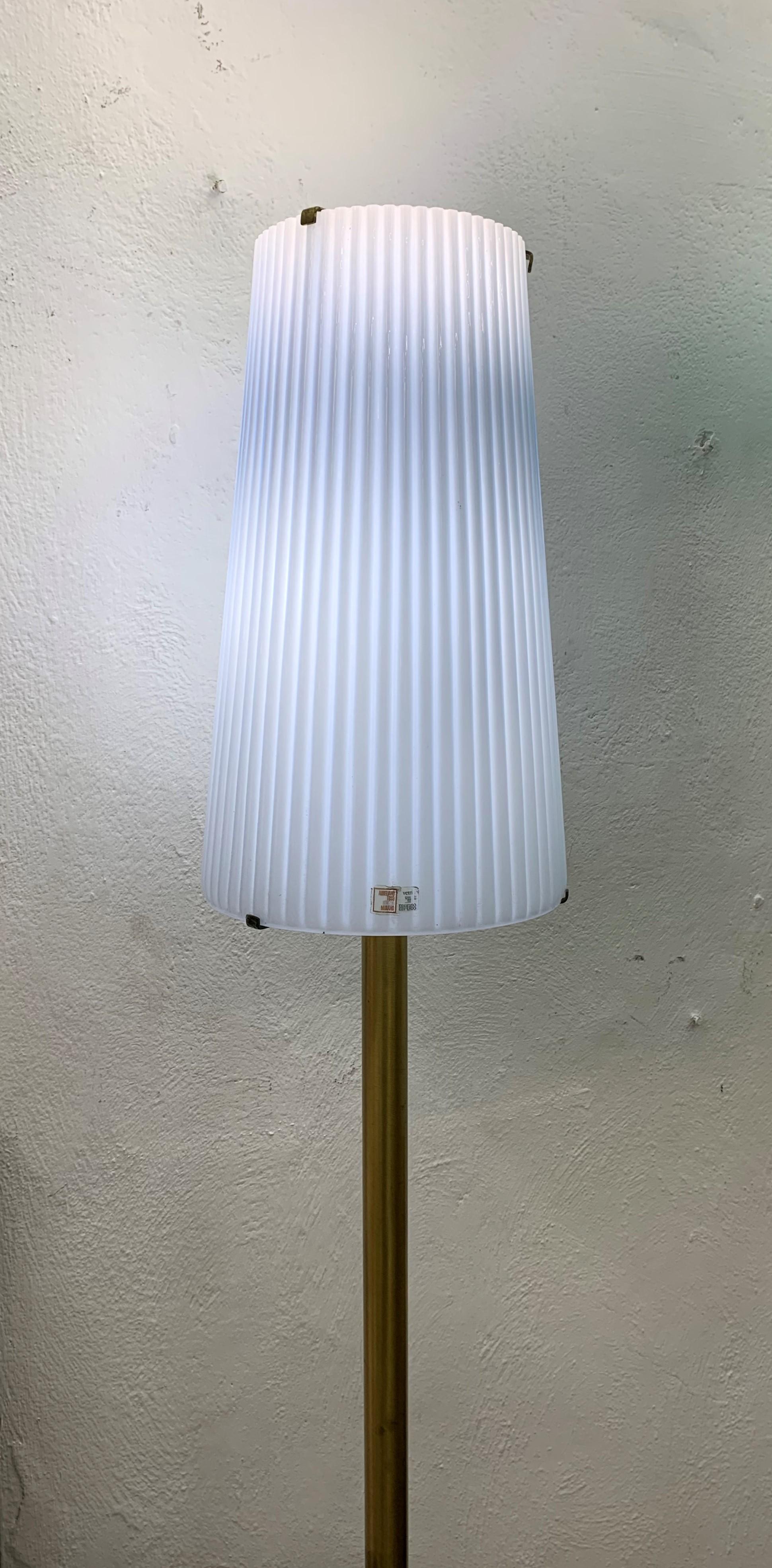 20th Century Floor Lamp by Aureliano Toso in Murano Glass and Brass, Italy, circa 1975 For Sale