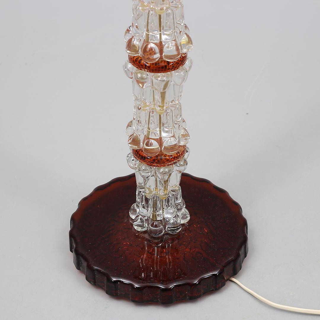 Svedese Lampada da terra di Carl Fagerlund in vetro trasparente e arancione per Orrefors, Svezia, anni '60 in vendita