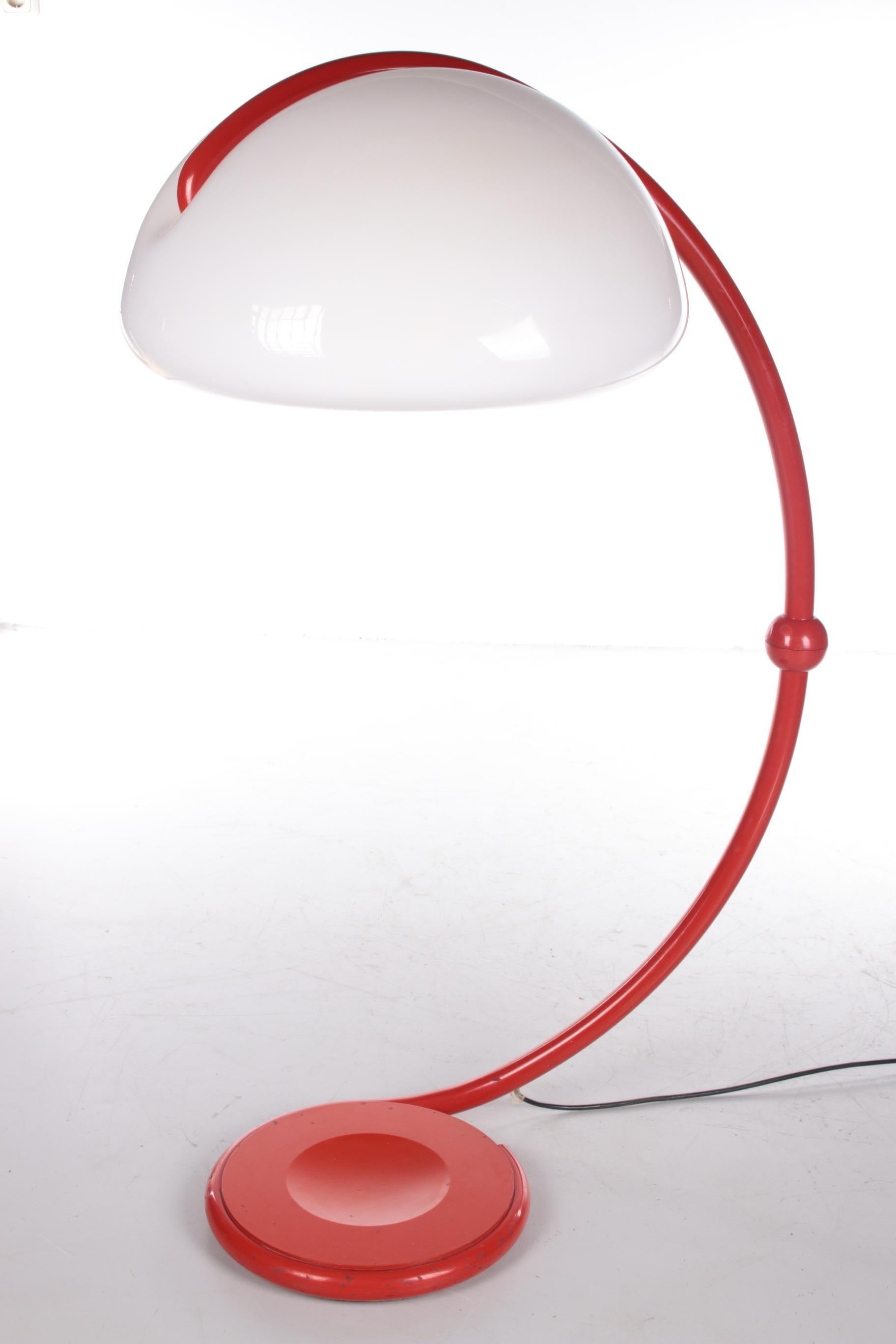 Floor lamp by Elio Martinelli for Martinelli Luce, 1960s


Beautiful iconic floor lamp by Elio Martinelli for the company Martinelli Luce.

This floor lamp is in very good to excellent condition.

This is model 2131

Some minor signs of age