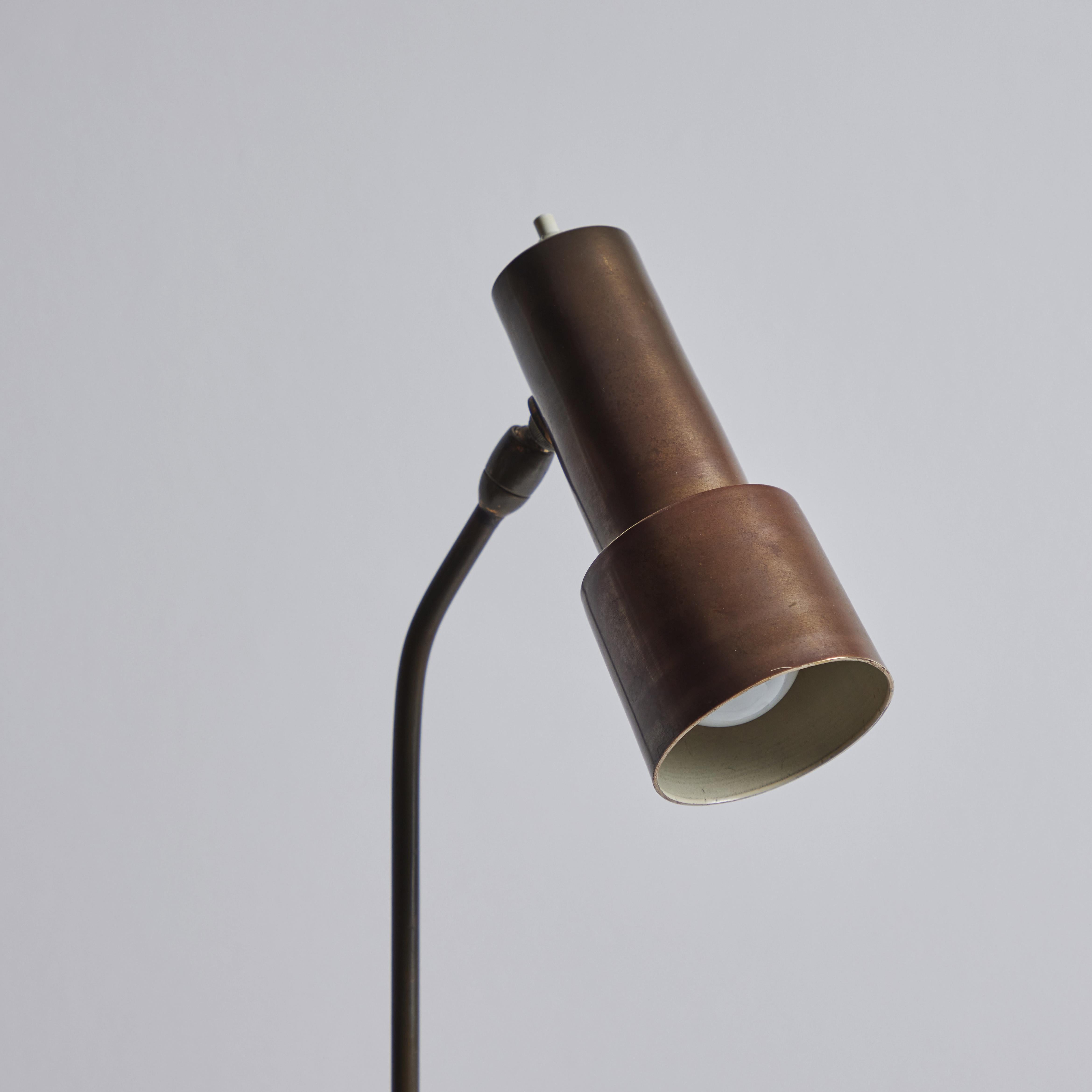 Stehlampe Modell 1968 von Fontana Arte (Stahl) im Angebot