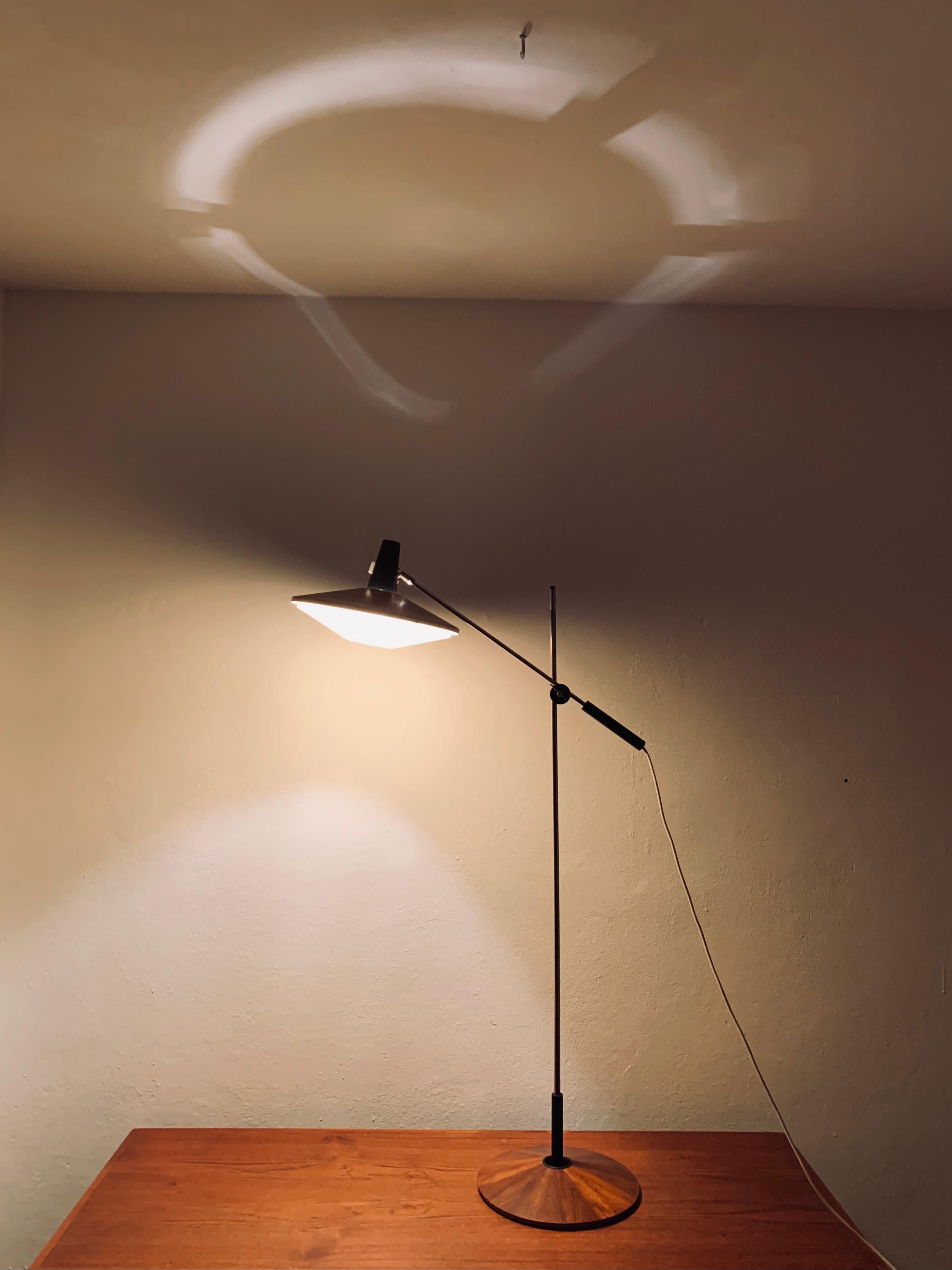 Floor lamp by Georges Frydman for Temde For Sale 4