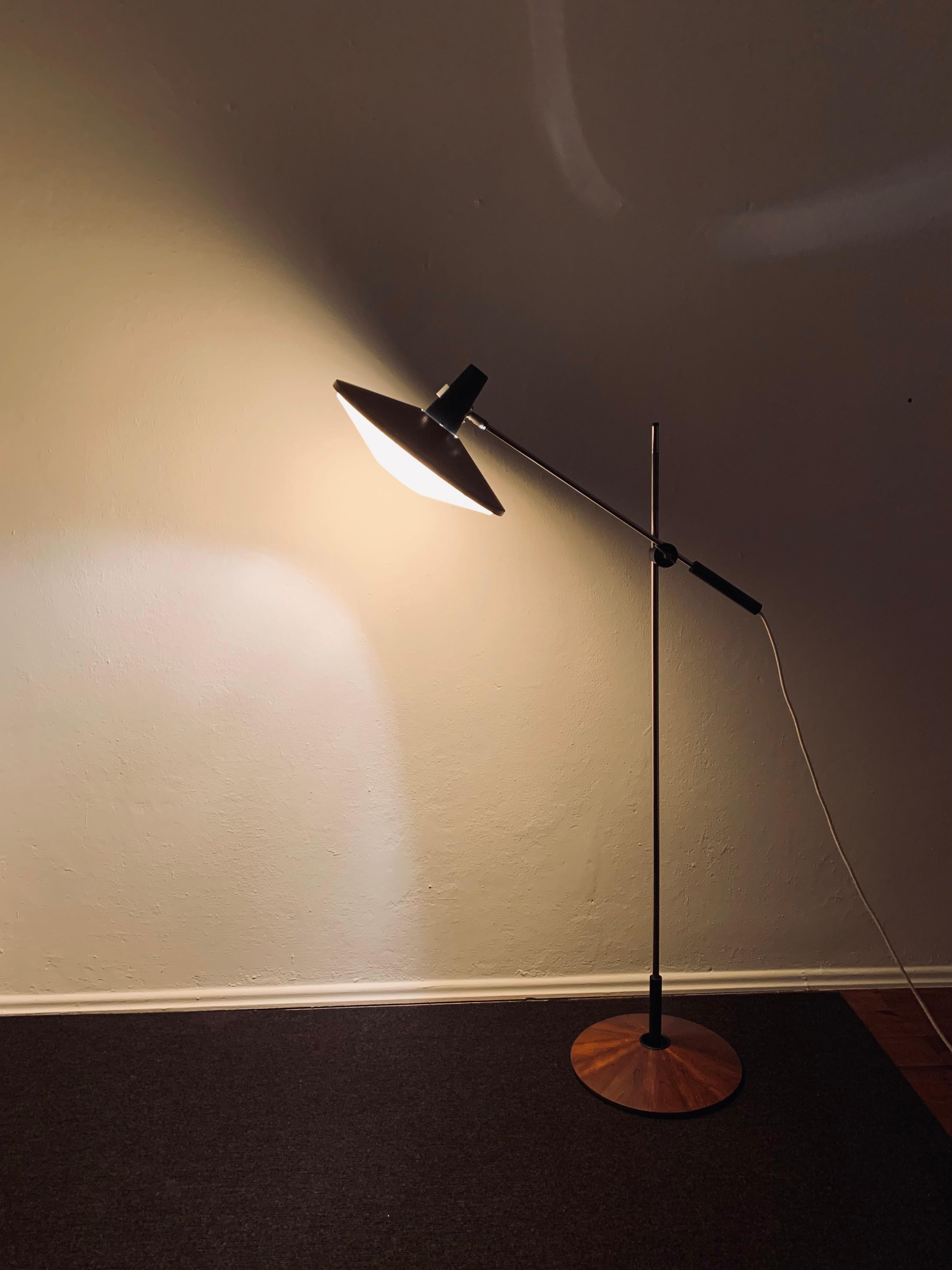 Floor lamp by Georges Frydman for Temde For Sale 7
