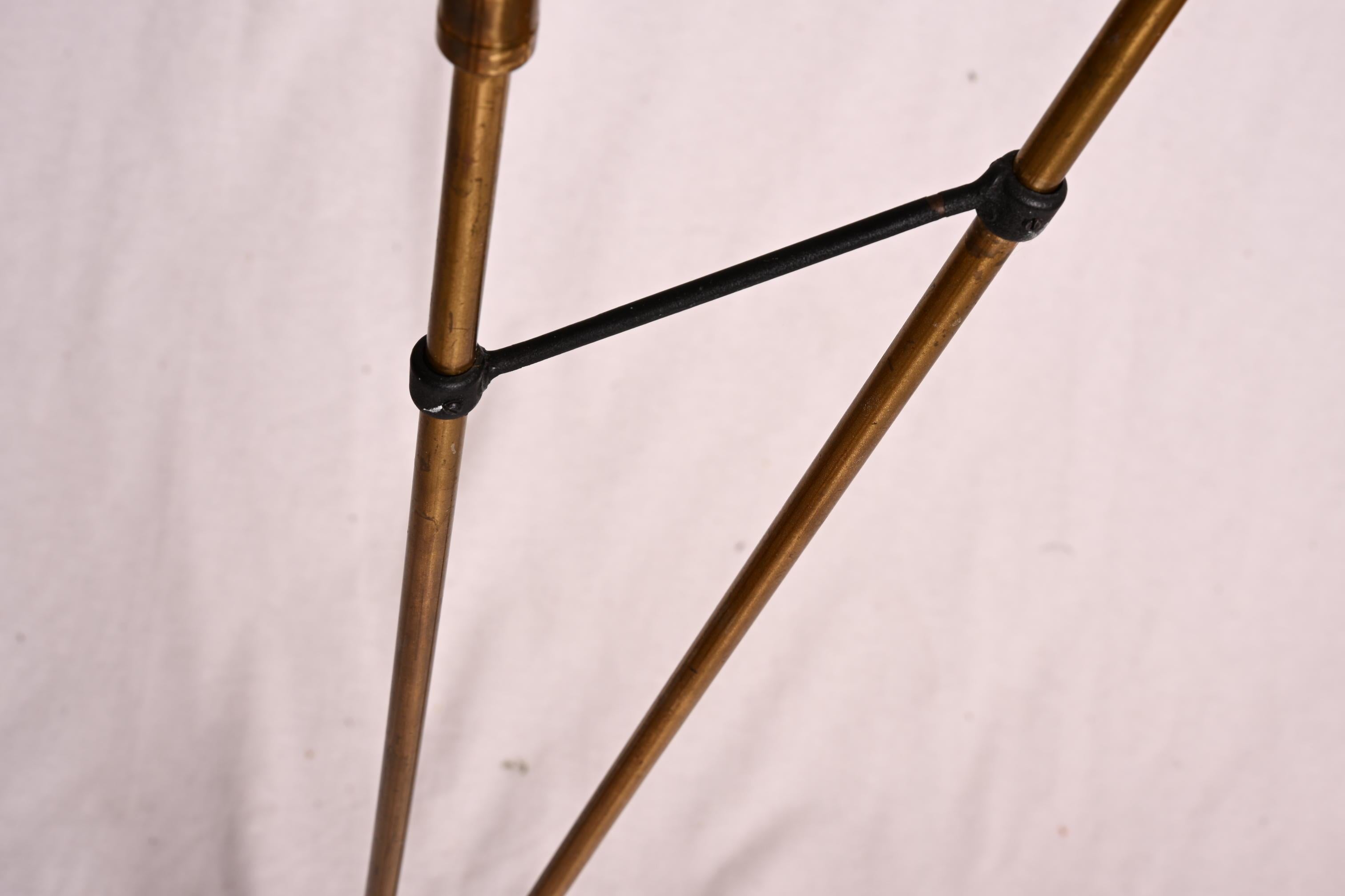 Milieu du XXe siècle Lampadaire de Hans Bergström pour Ateljé Lyktan en vente