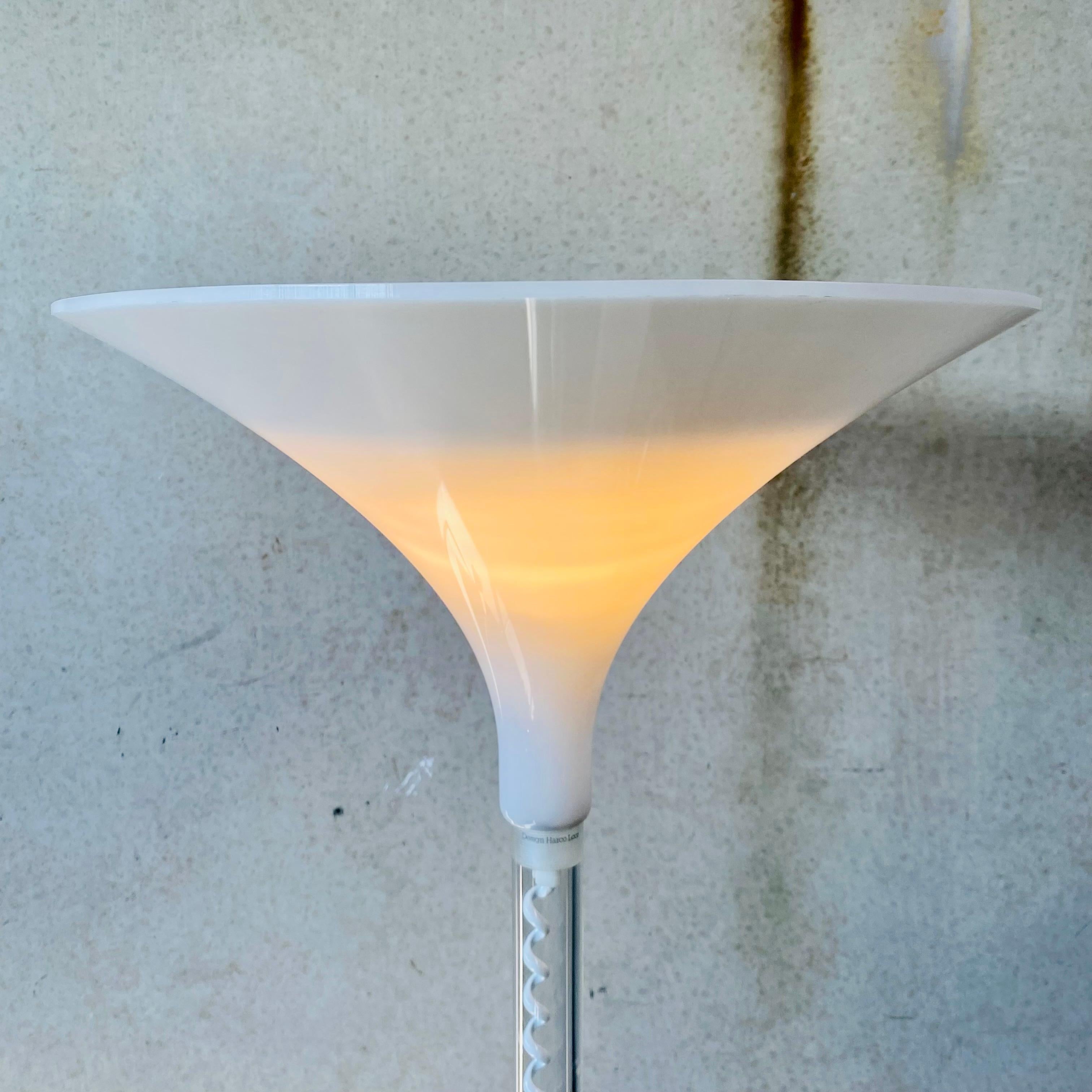 Mid-century lucite Floor Lamp by Harco Loor, the Netherlands, 1980's For Sale 5