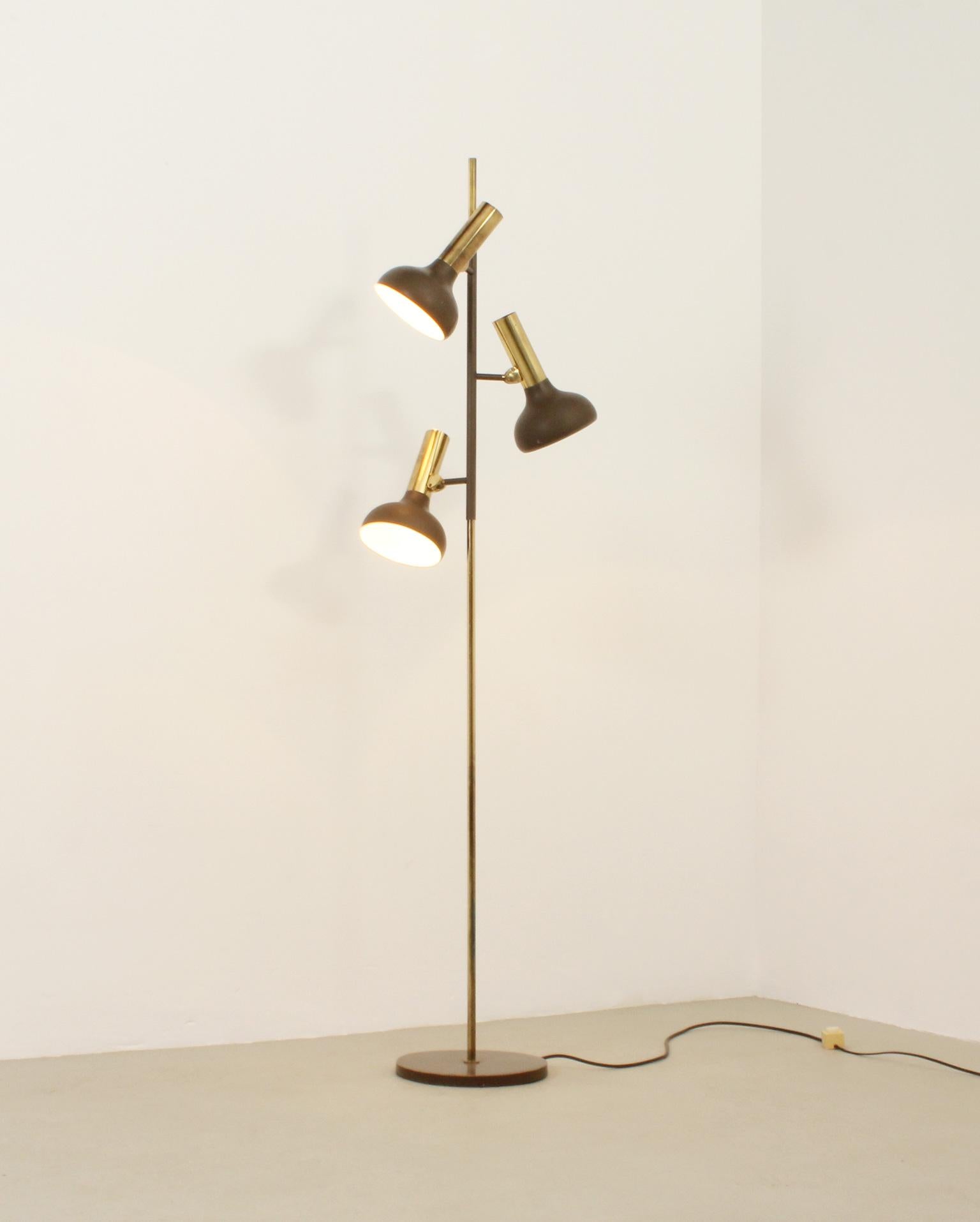 Floor Lamp by Hustadt Leuchten, Germany, 1970's For Sale 7