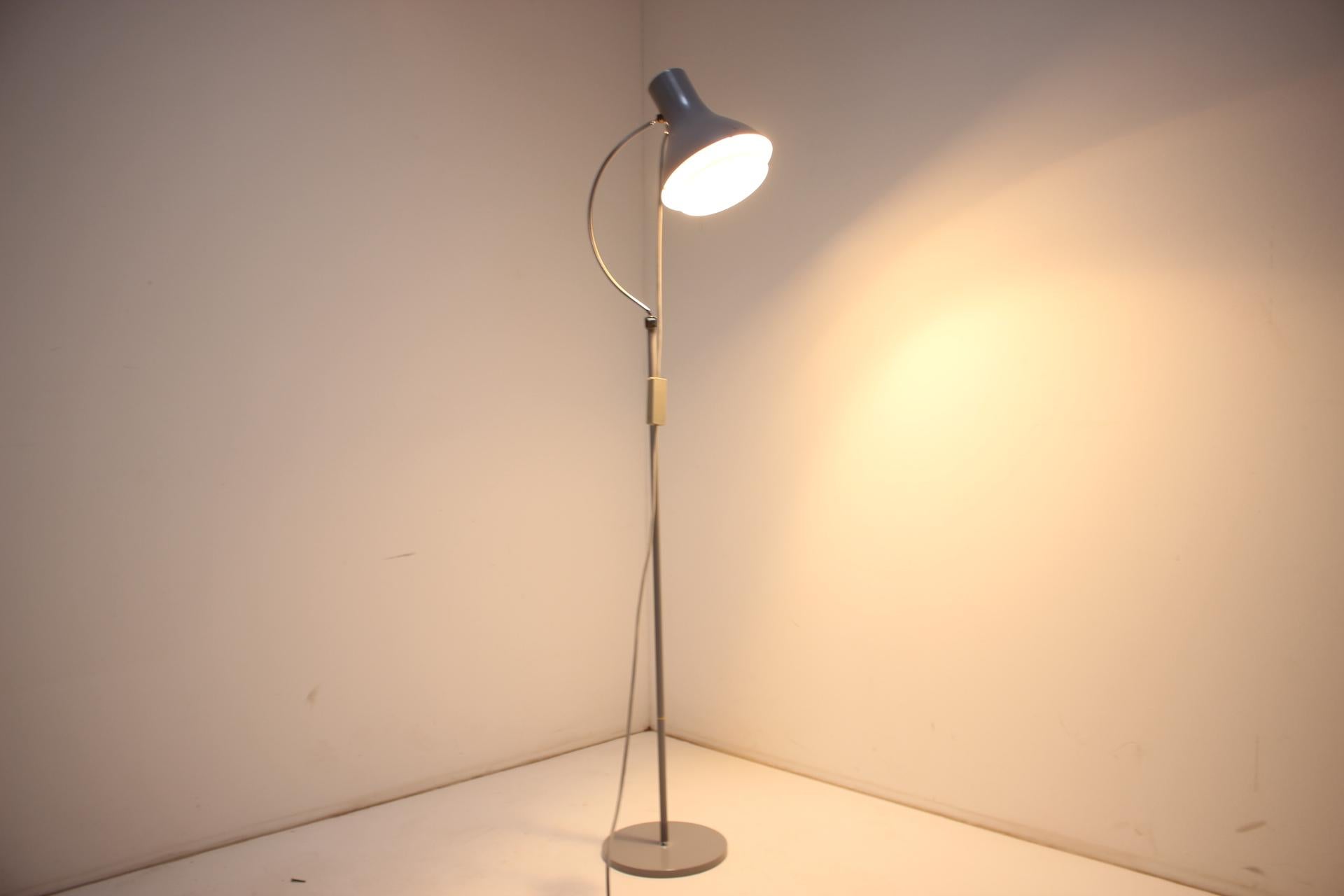 Floor Lamp by Josef Hurka for Napako, Czechoslovakia, 1960s For Sale 6