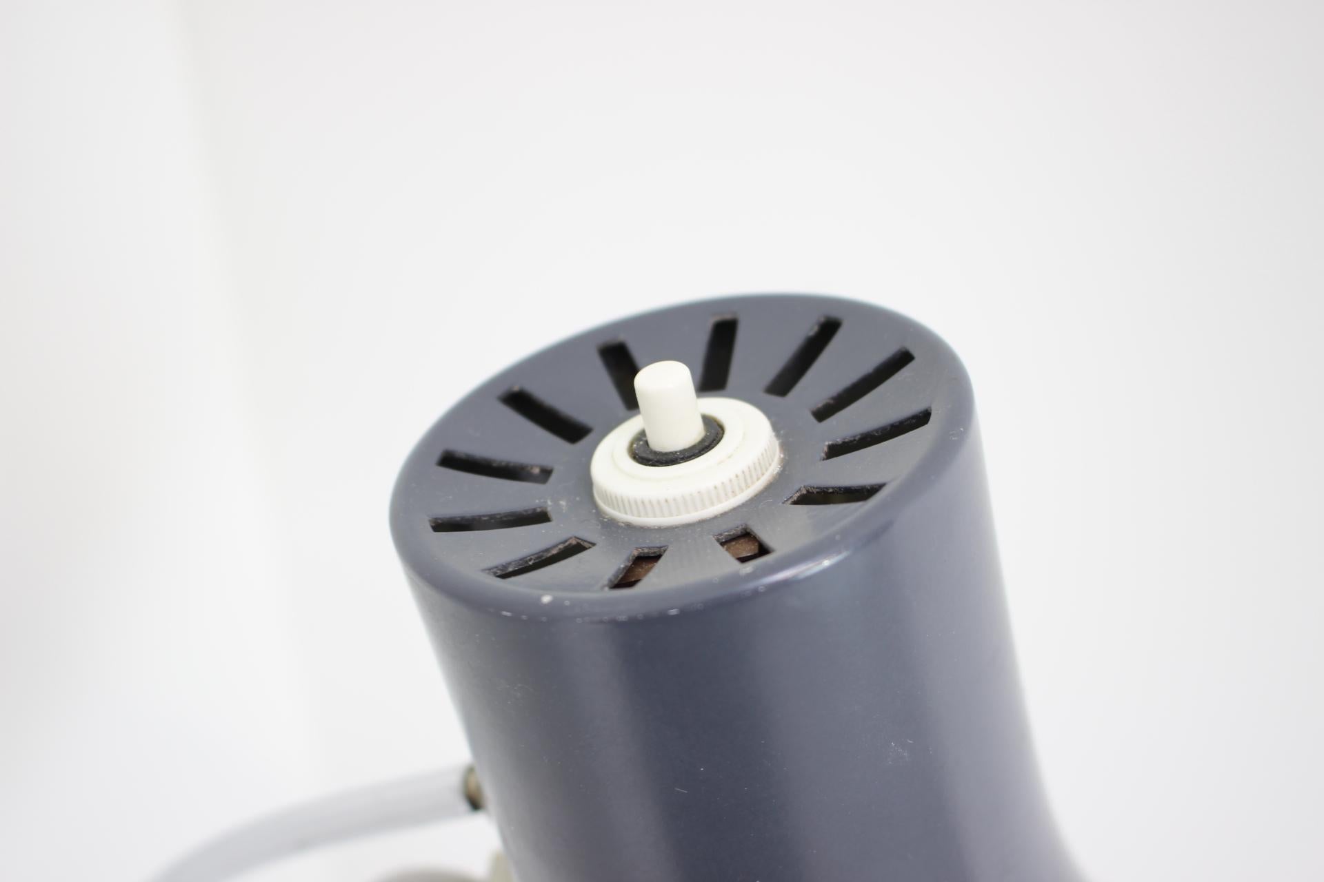Stehlampe von Josef Hurka für Napako, Tschechoslowakei, 1960er Jahre (Mitte des 20. Jahrhunderts) im Angebot